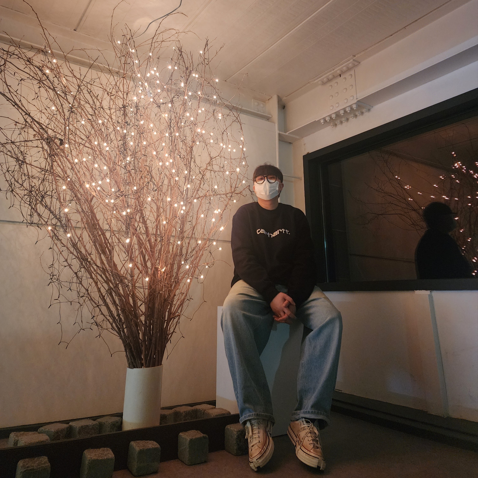 Converse x Feng Chen Wang Chuck 70 Ox 2-in-1 Brown Rice, Carhartt WIP Carhartt Sweatshirt Black White 착용 스타일 - 3