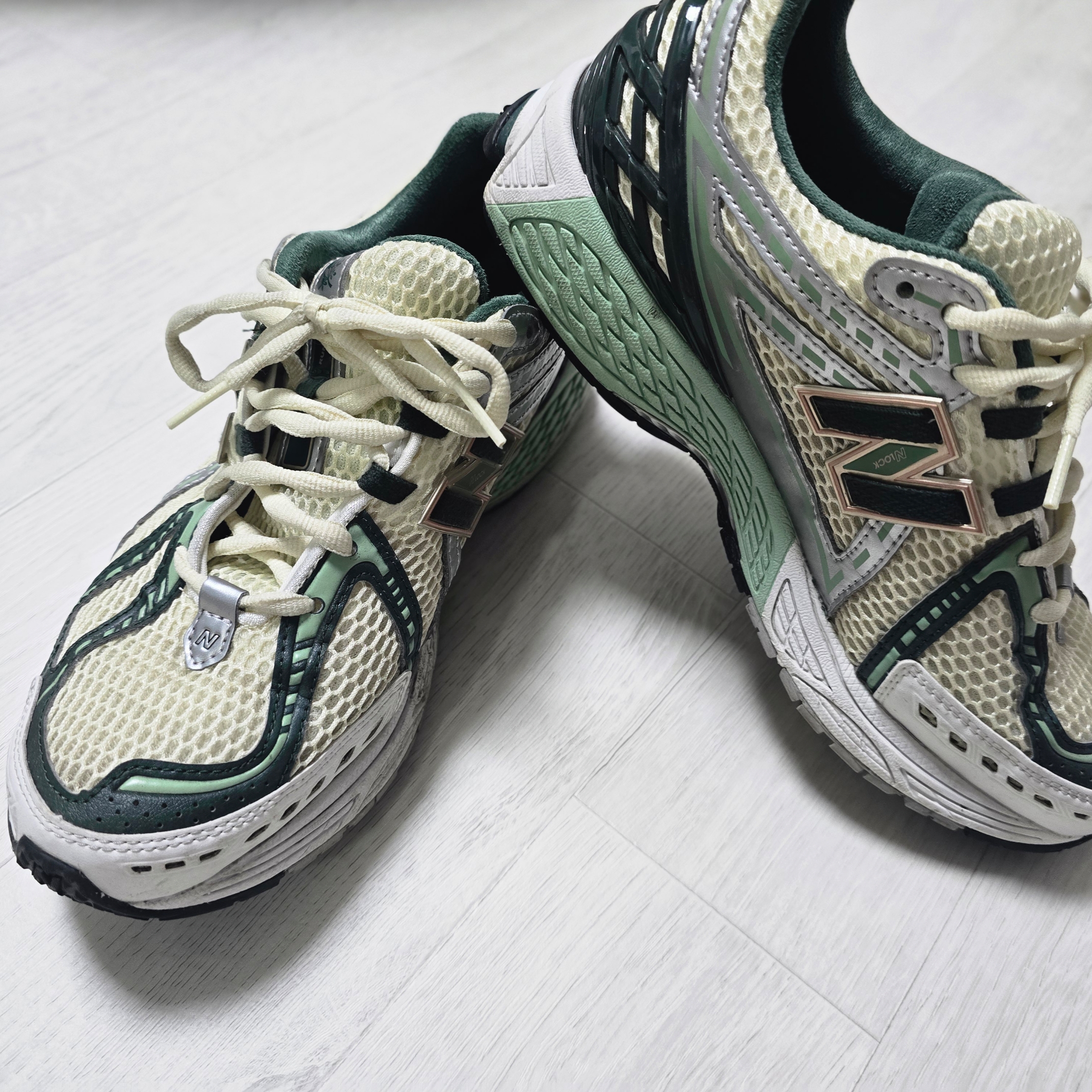 New Balance x Aime Leon Dore 1906R Jade 착용 스타일 - 1