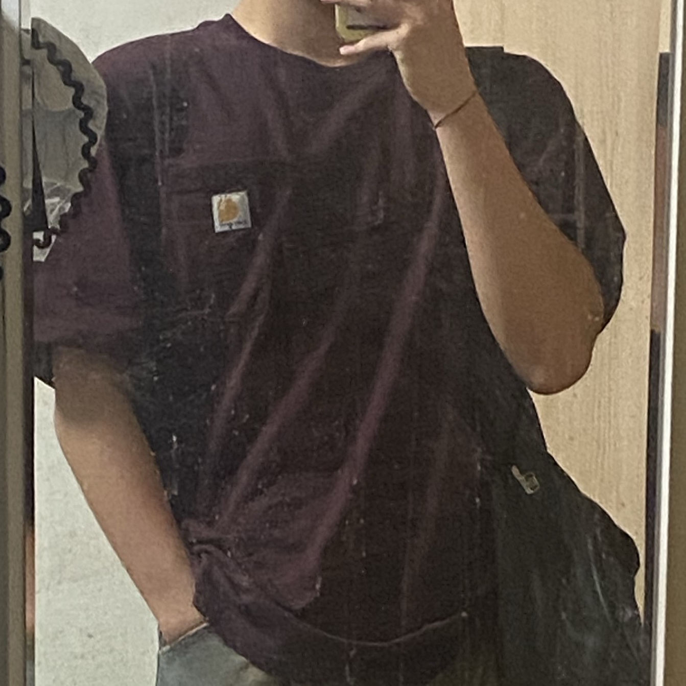 Carhartt Loose Fit Heavyweight Regular Short Sleeve Pocket T-Shirt Port 착용 스타일