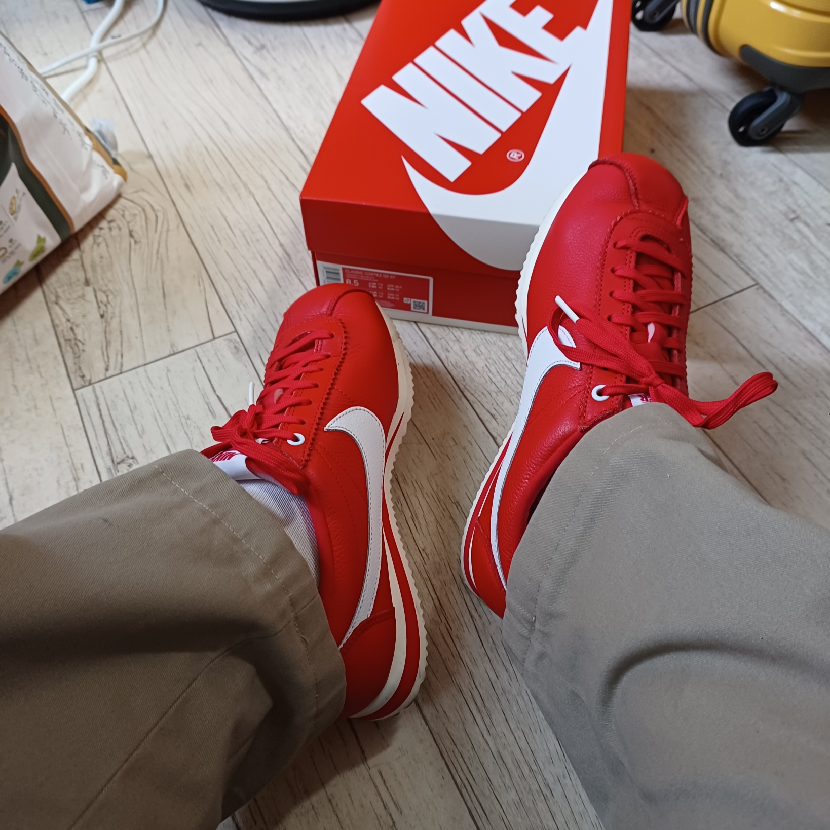 Nike x Stranger Things Classic Cortez Independence Day Pack Red 착용 스타일 - 2