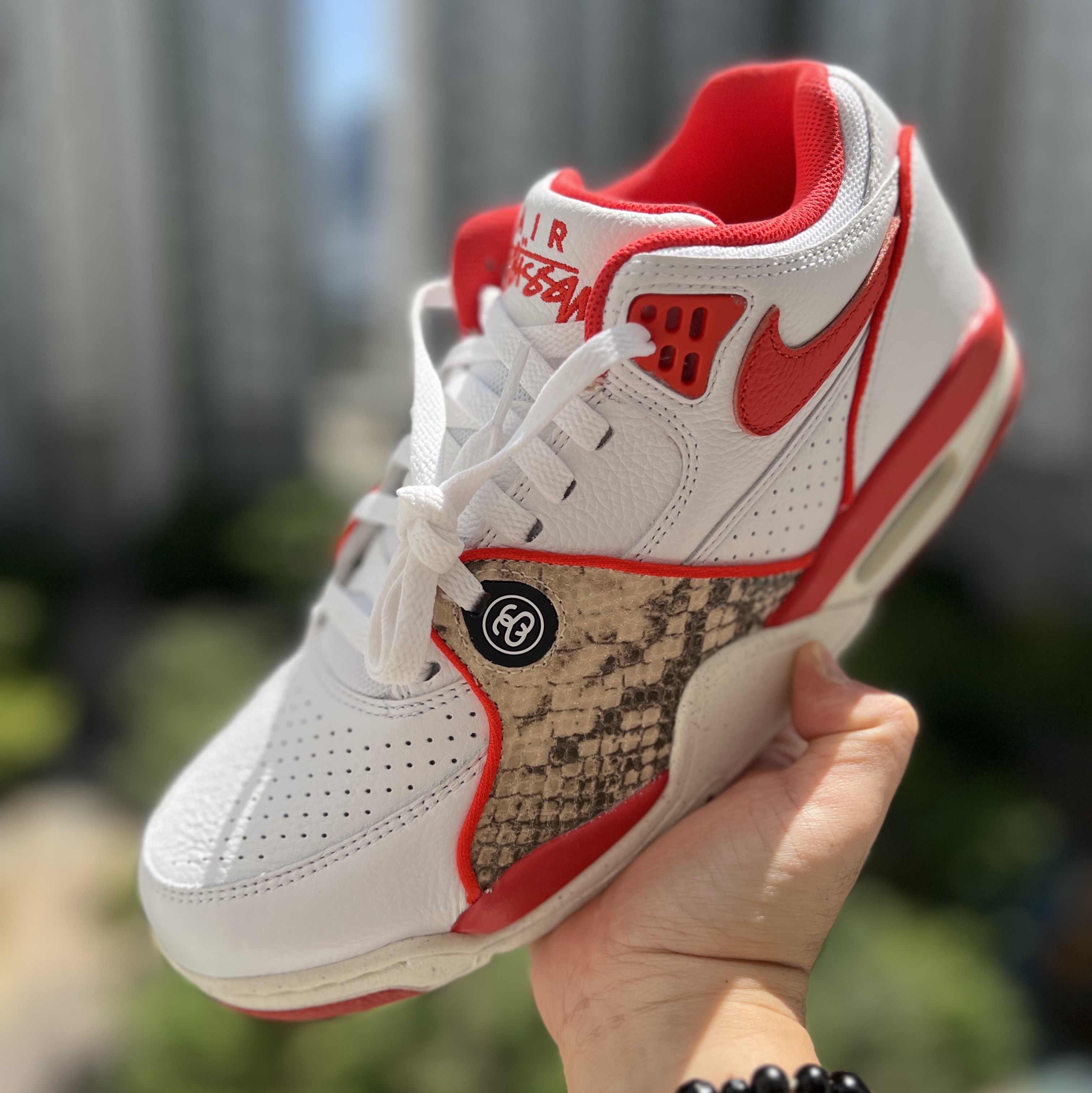 Nike x Stussy Air Flight 89 Low White Habanero Red Sail 착용 스타일