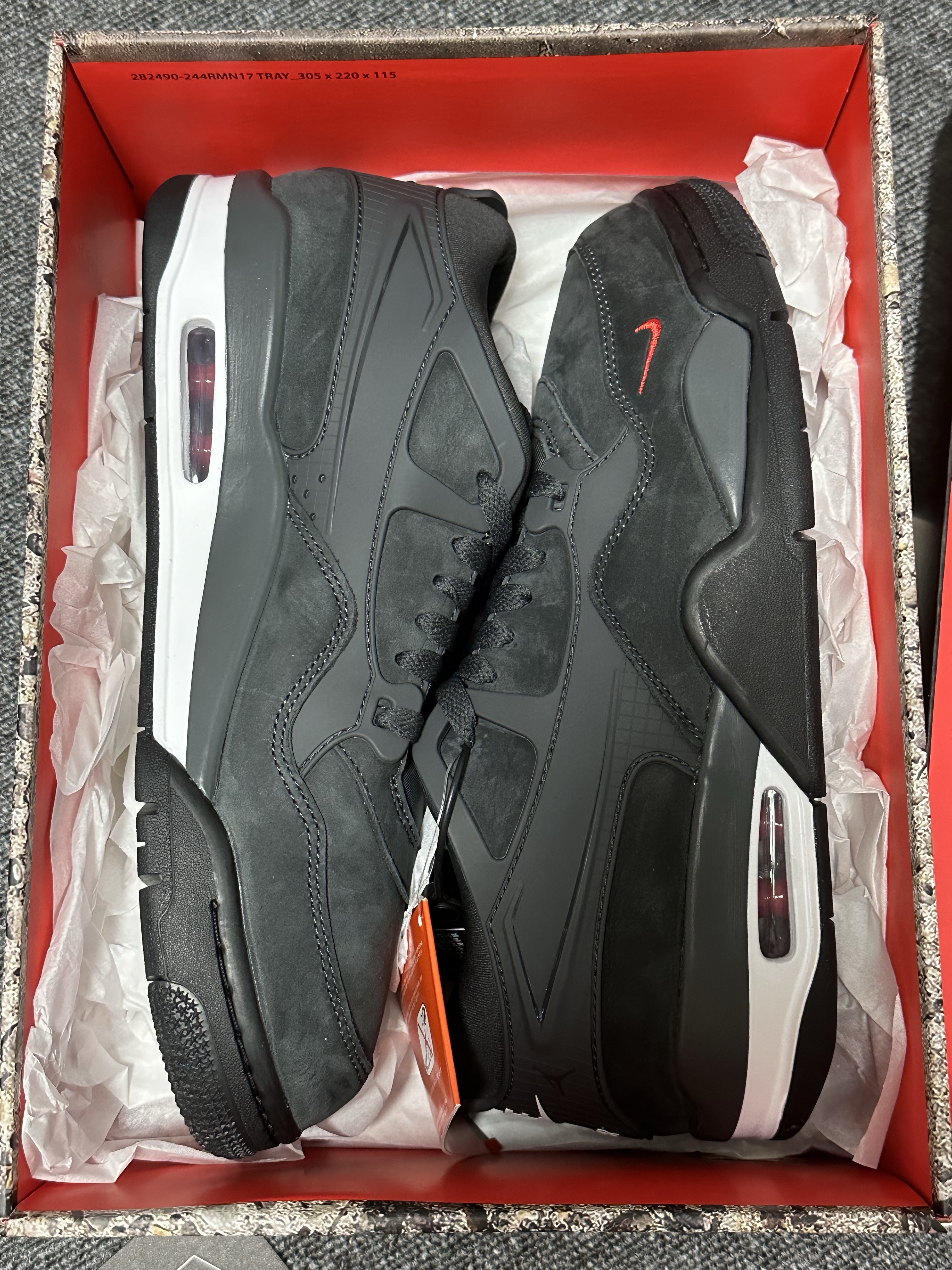 Jordan 4 x Nigel Sylvester RM SP Driveway Grey 착용 스타일 - 1