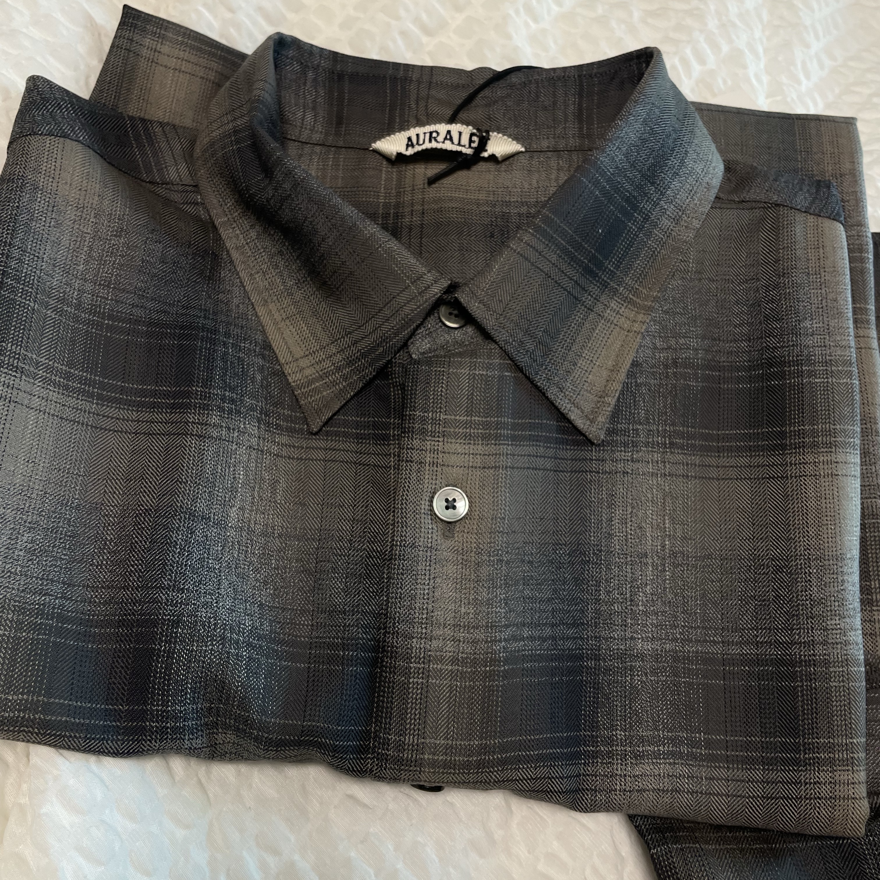 Auralee Super Light Wool Check Shirt Beige Blue Check - 24AW, Auralee Super Light Wool Check Shirt Charcoal Grey Check - 24AW 착용 스타일 - 2