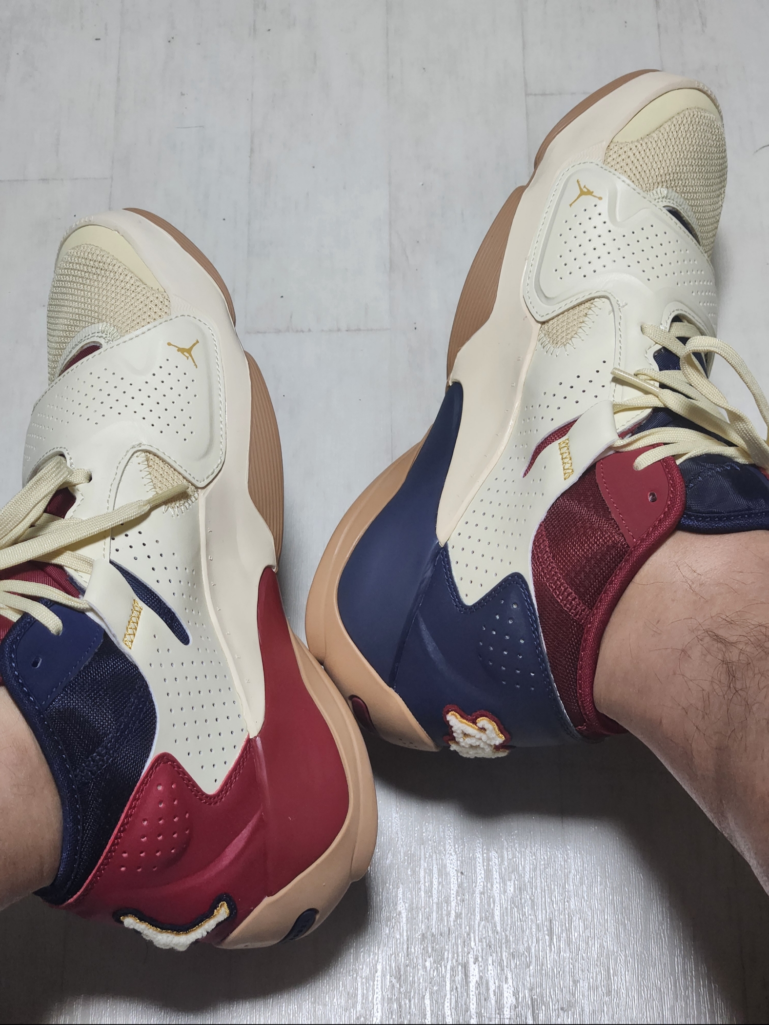 Jordan Zion 2 PF Coconut Milk Pomegranate 착용 스타일