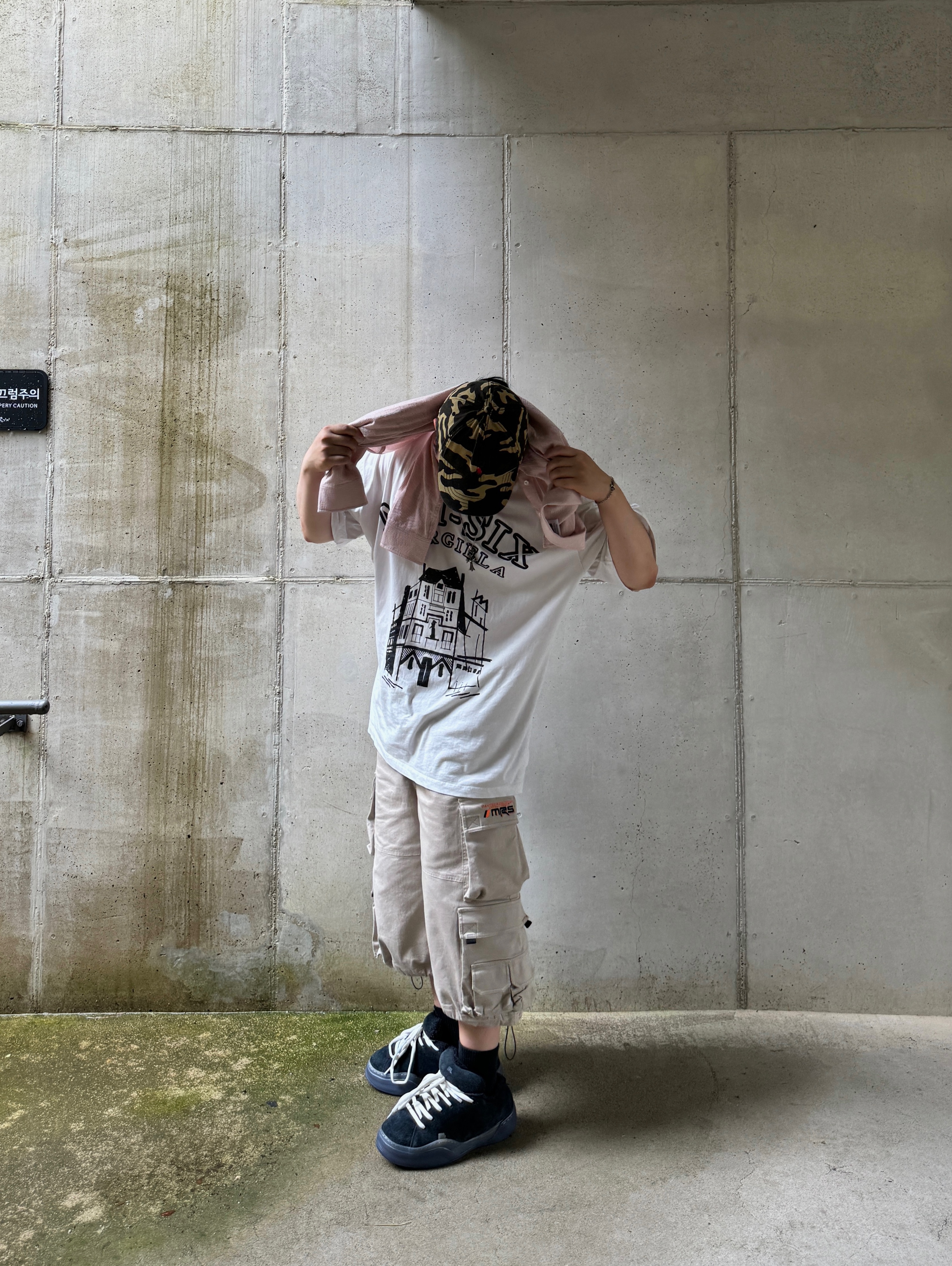 ERL Vamp Skate Shoe Pirate Black 착용 스타일