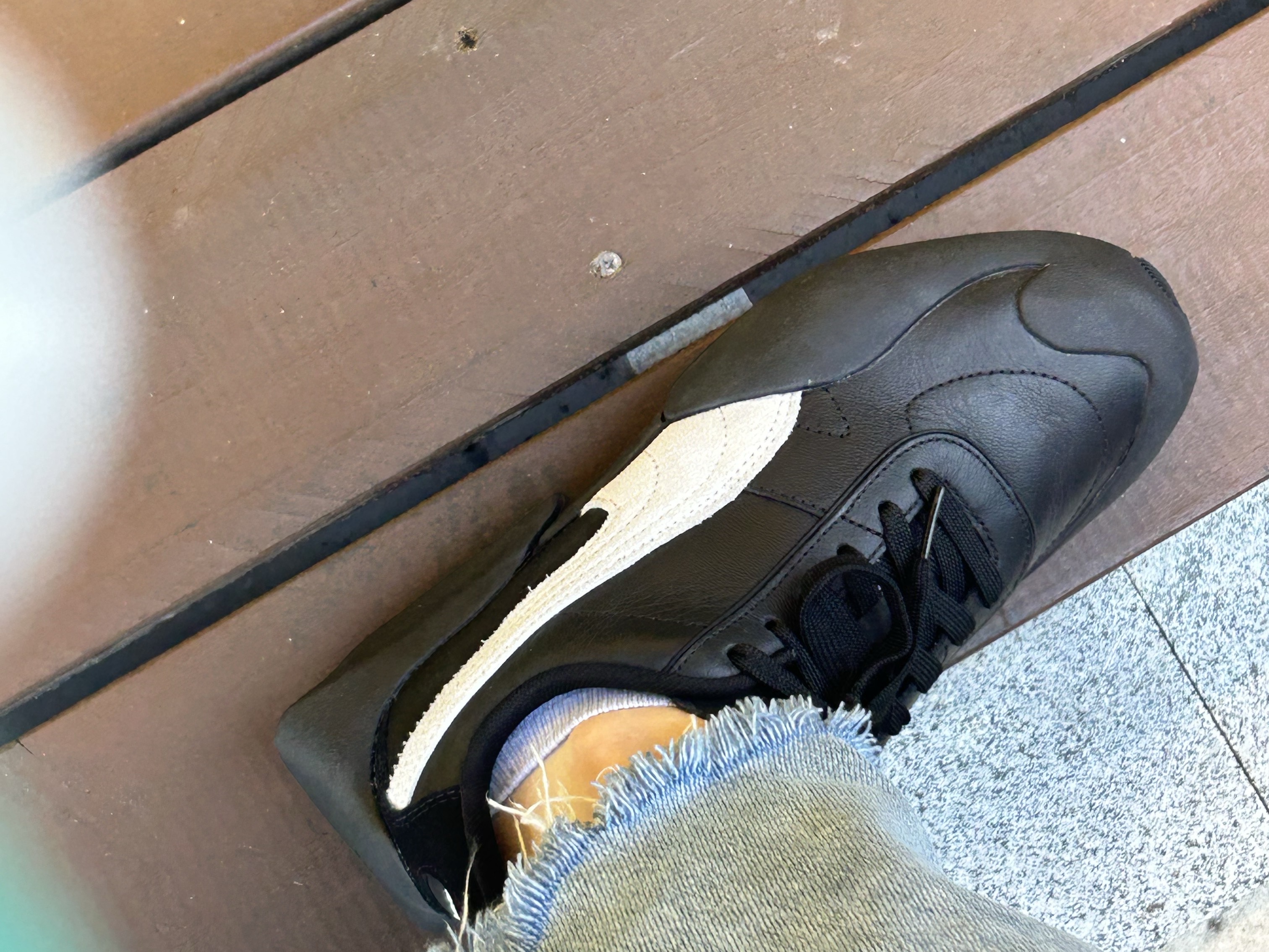 Puma Vaderon Clean Black White 착용 스타일