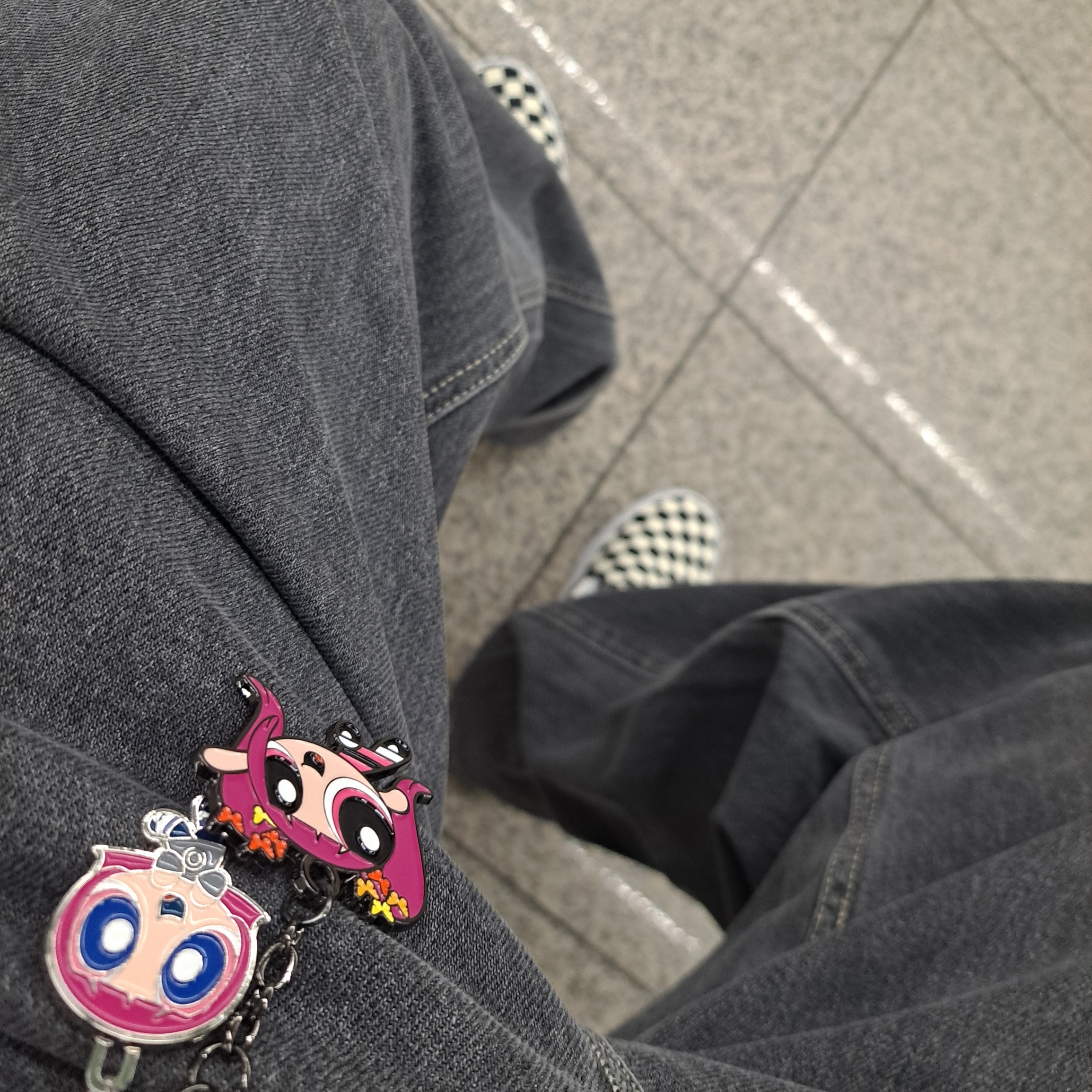 NewJeans x The Power Puff Girls Metal Keyring Hanni, NewJeans x The Powerpuff Girls Metal Keyring Hanni 착용 스타일 - 2