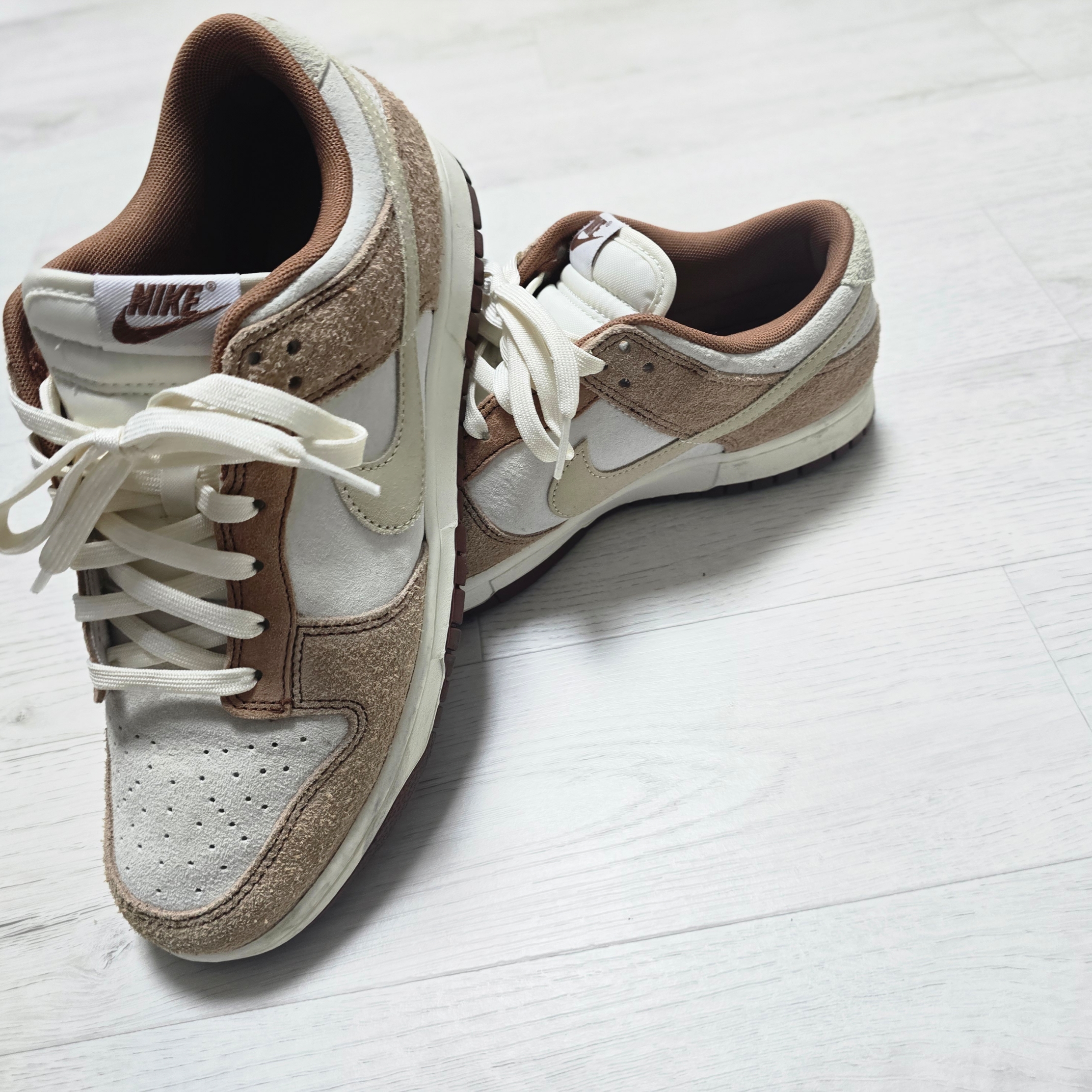 Nike Dunk Low Pro Premium Medium Curry 착용 스타일