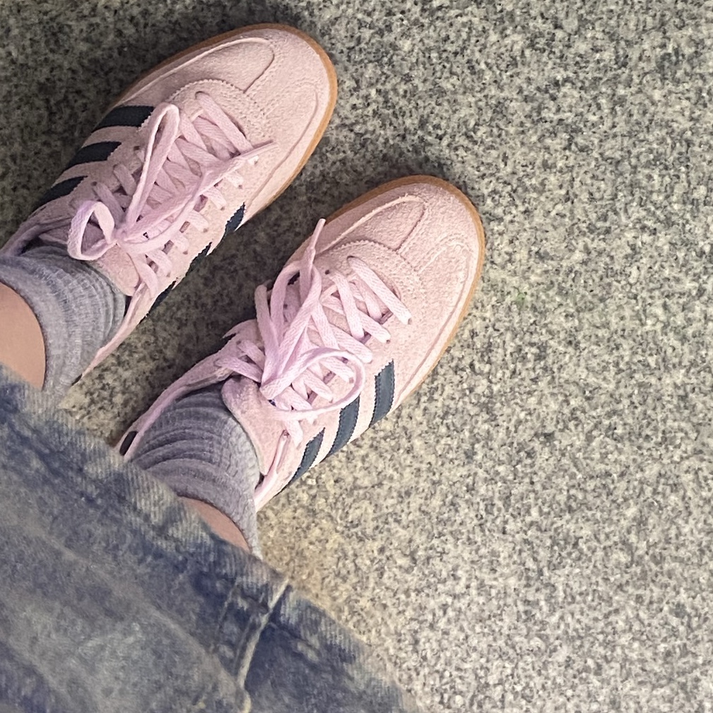 (W) Adidas Spezial Handball Clear Pink 착용 스타일 - 2