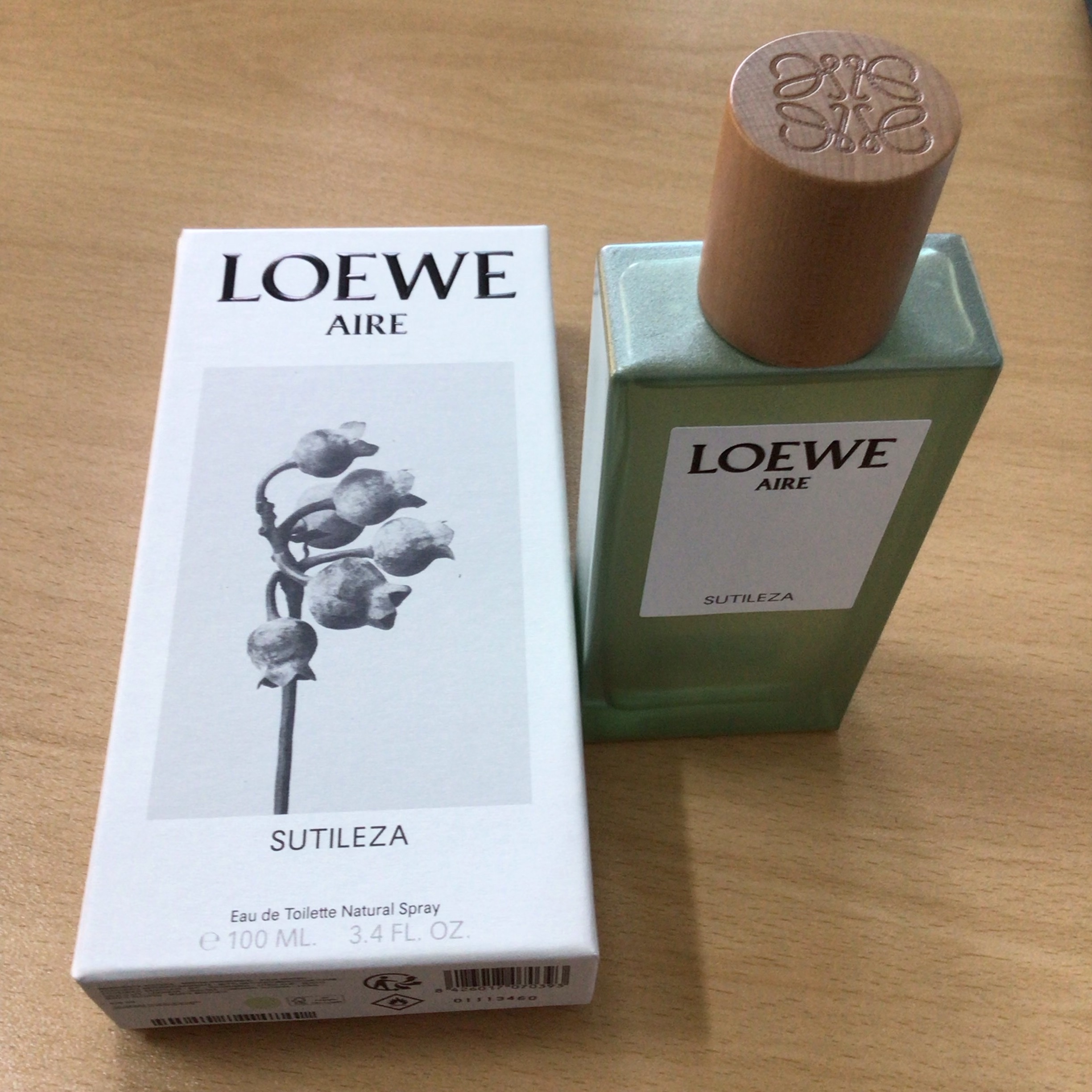 Loewe Aire Sutileza Eau de Toilette 100ml 착용 스타일
