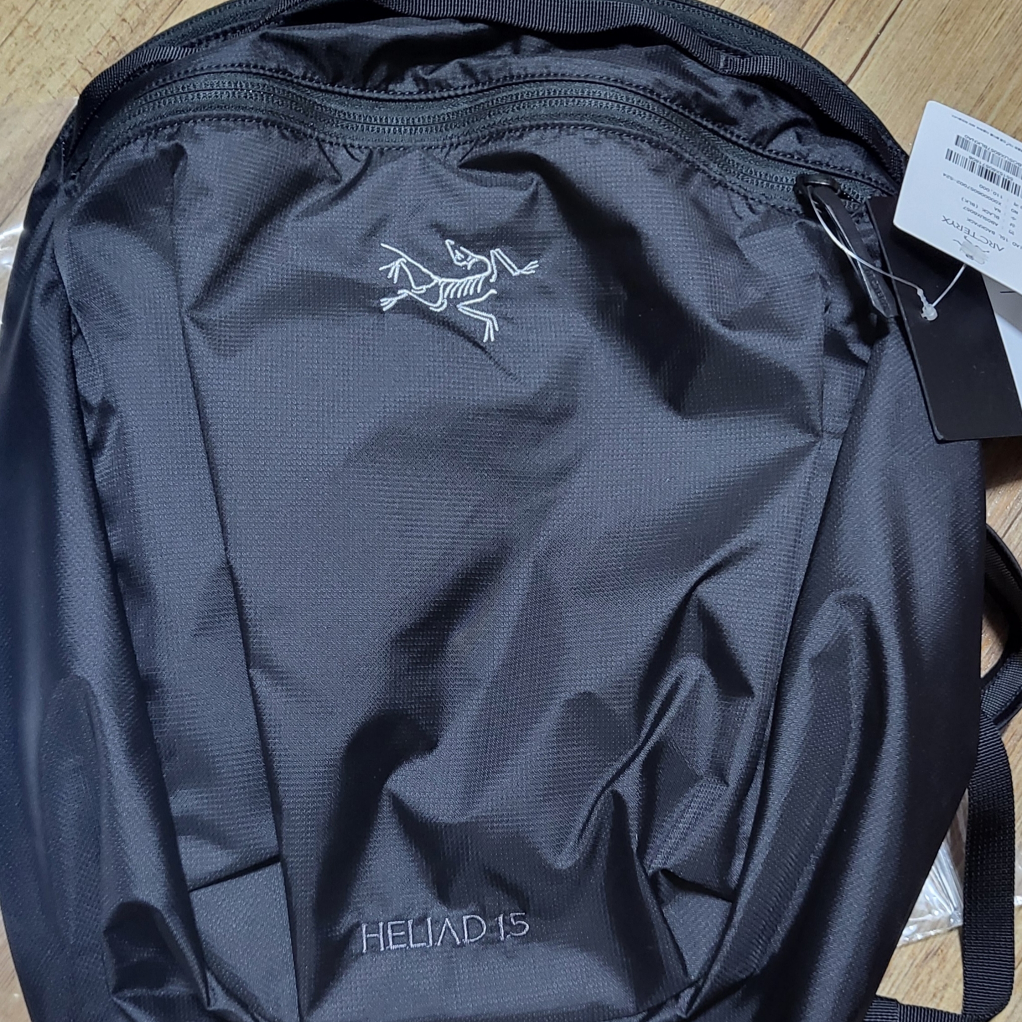 Arc'teryx Heliad 15 Backpack Black 착용 스타일