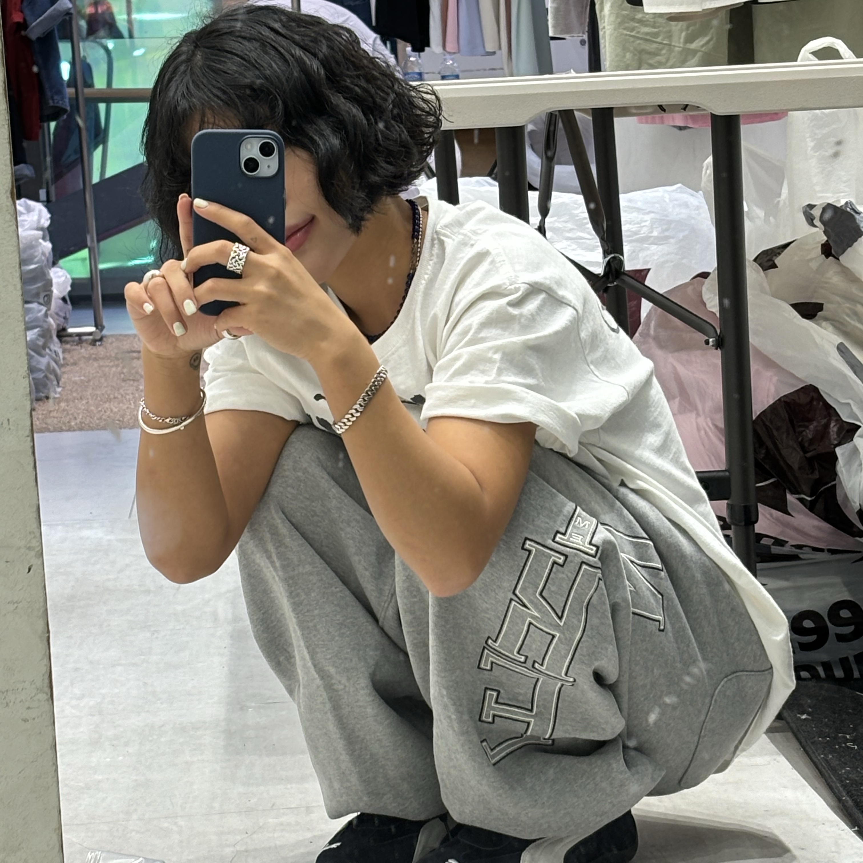 Supreme x Nike Sweatpant Heather Grey - 24SS 착용 스타일 - 1