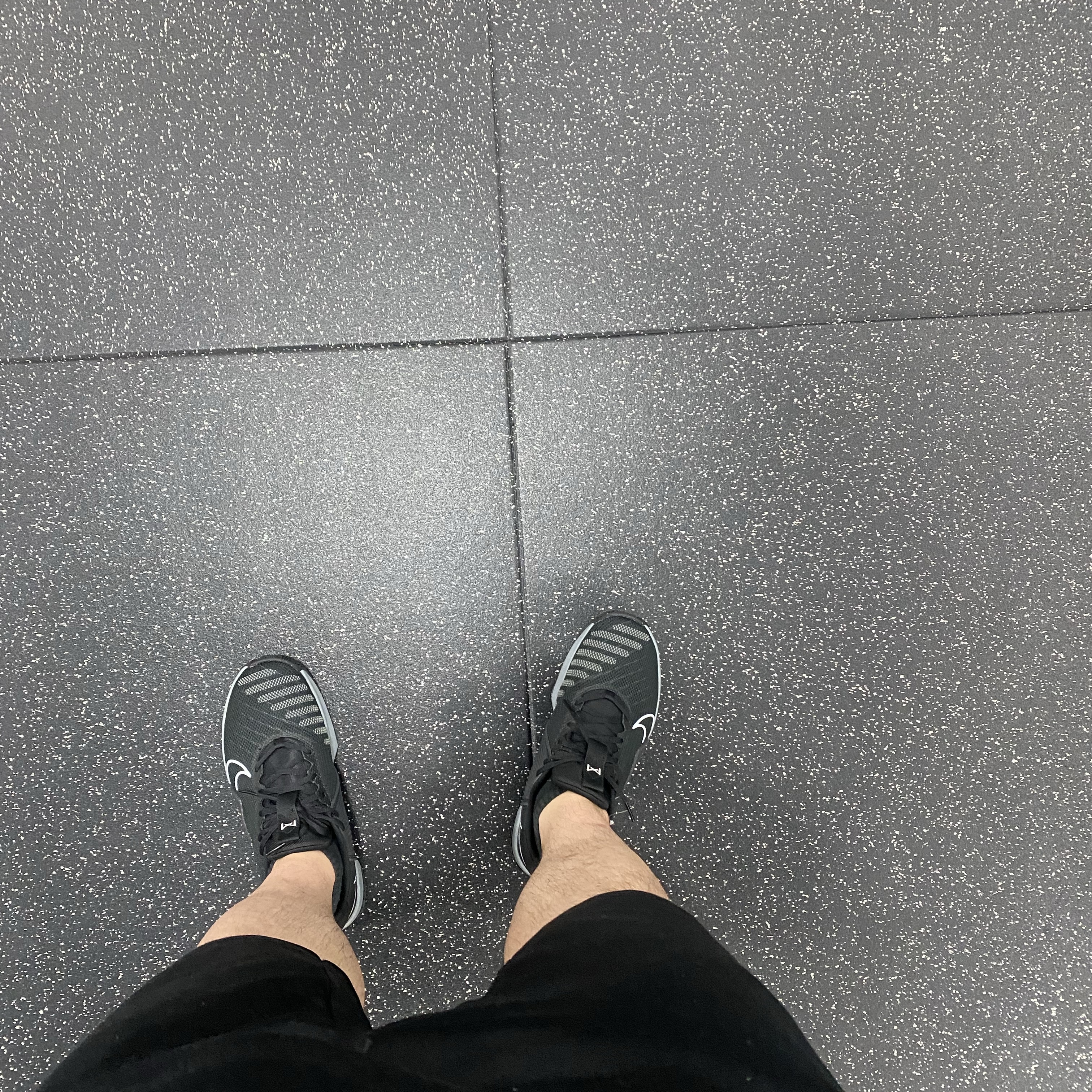 Nike Metcon 9 Black Smoke Grey 착용 스타일