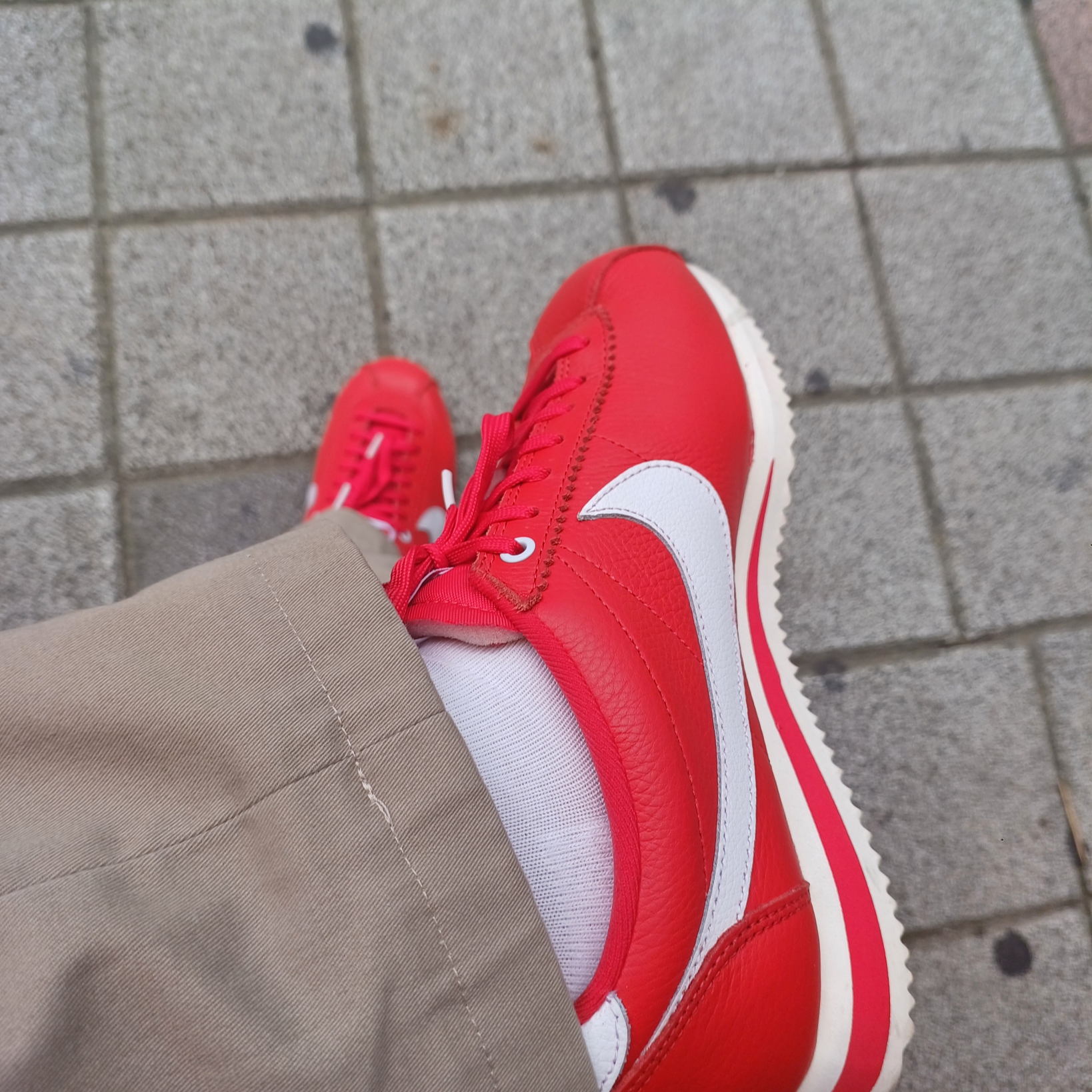 Nike x Stranger Things Classic Cortez Independence Day Pack Red 착용 스타일 - 3