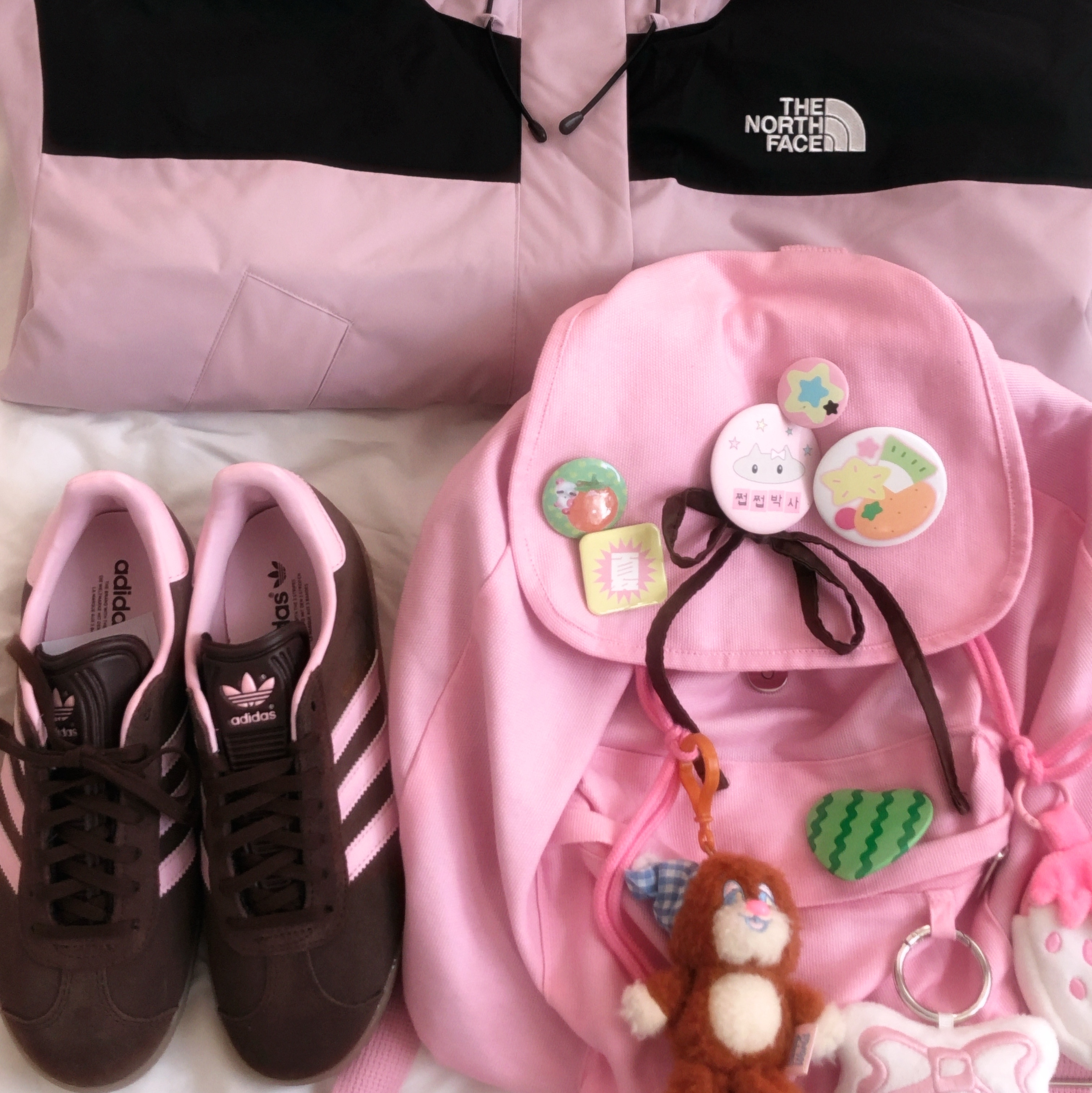 Adidas Gazelle Auburn Clear Pink 착용 스타일 - 2
