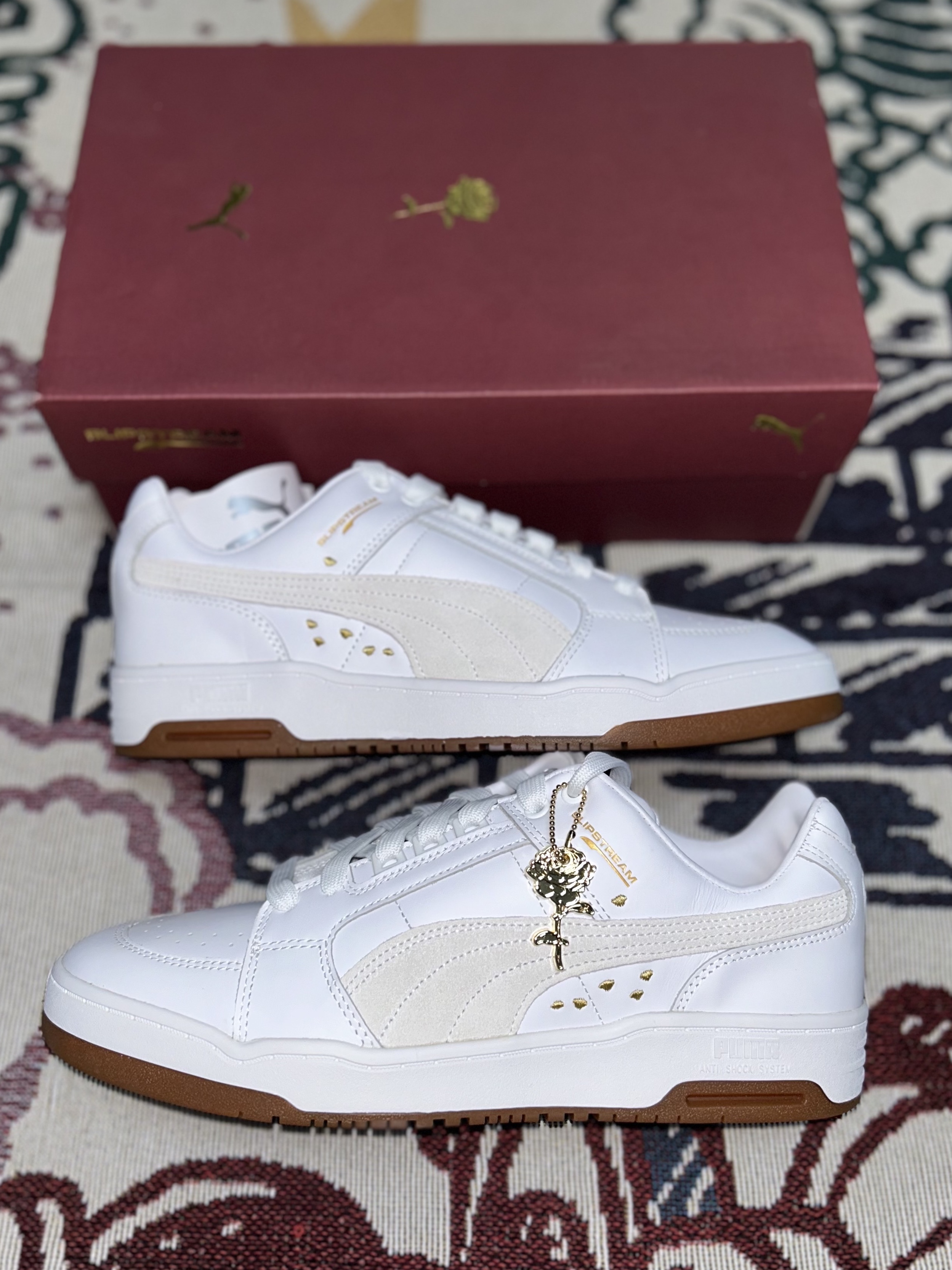 Puma Slipstream Low Beauty and the Beast White 착용 스타일 - 1