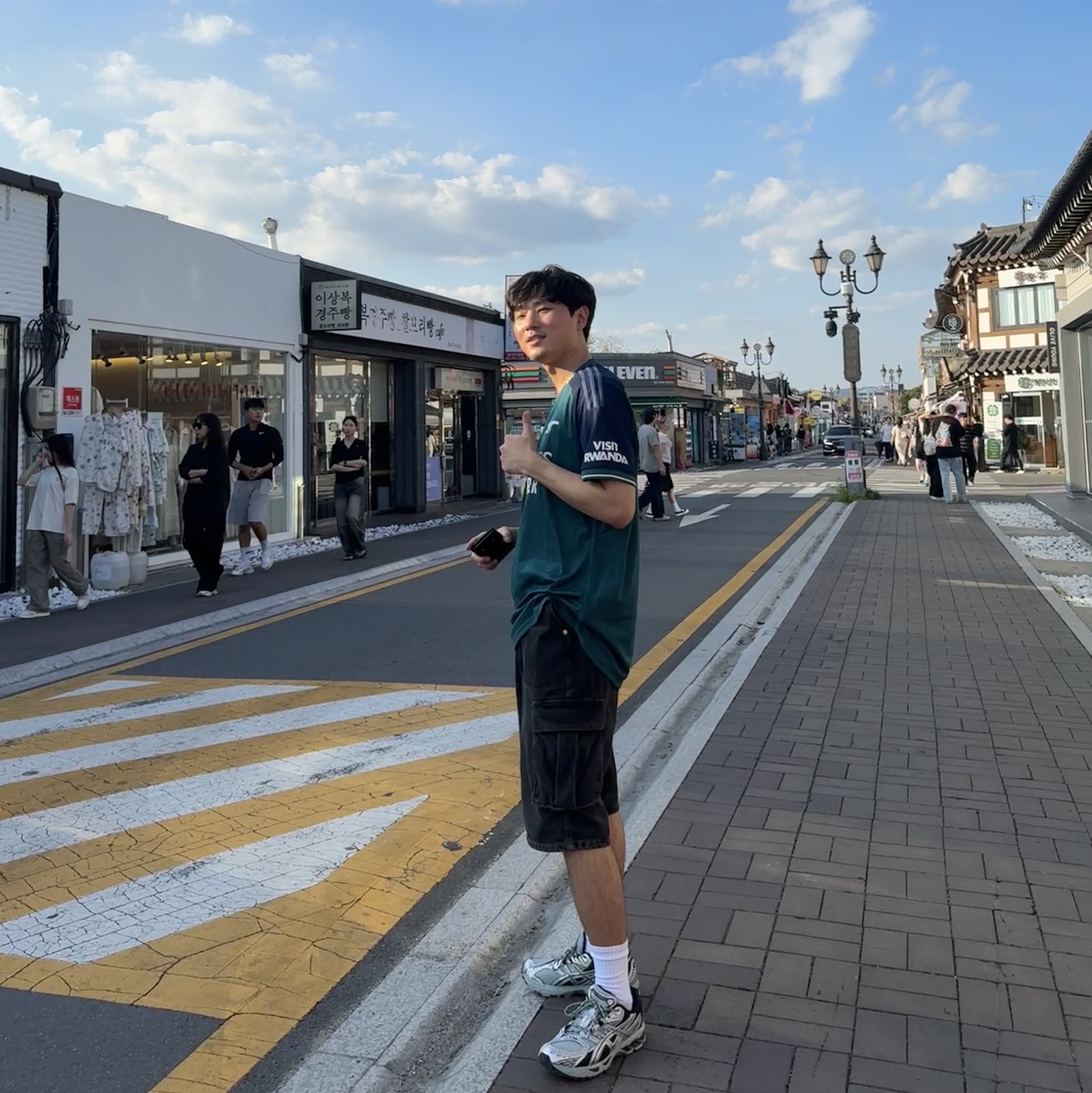 Asics Gel-Nimbus 10.1 Ocean Haze Pure Silver, Adidas Arsenal 2023/24 3rd Authentic Jersey Rich Green Collegiate Navy - KR Sizing (Non Marking Ver.) 착용 스타일