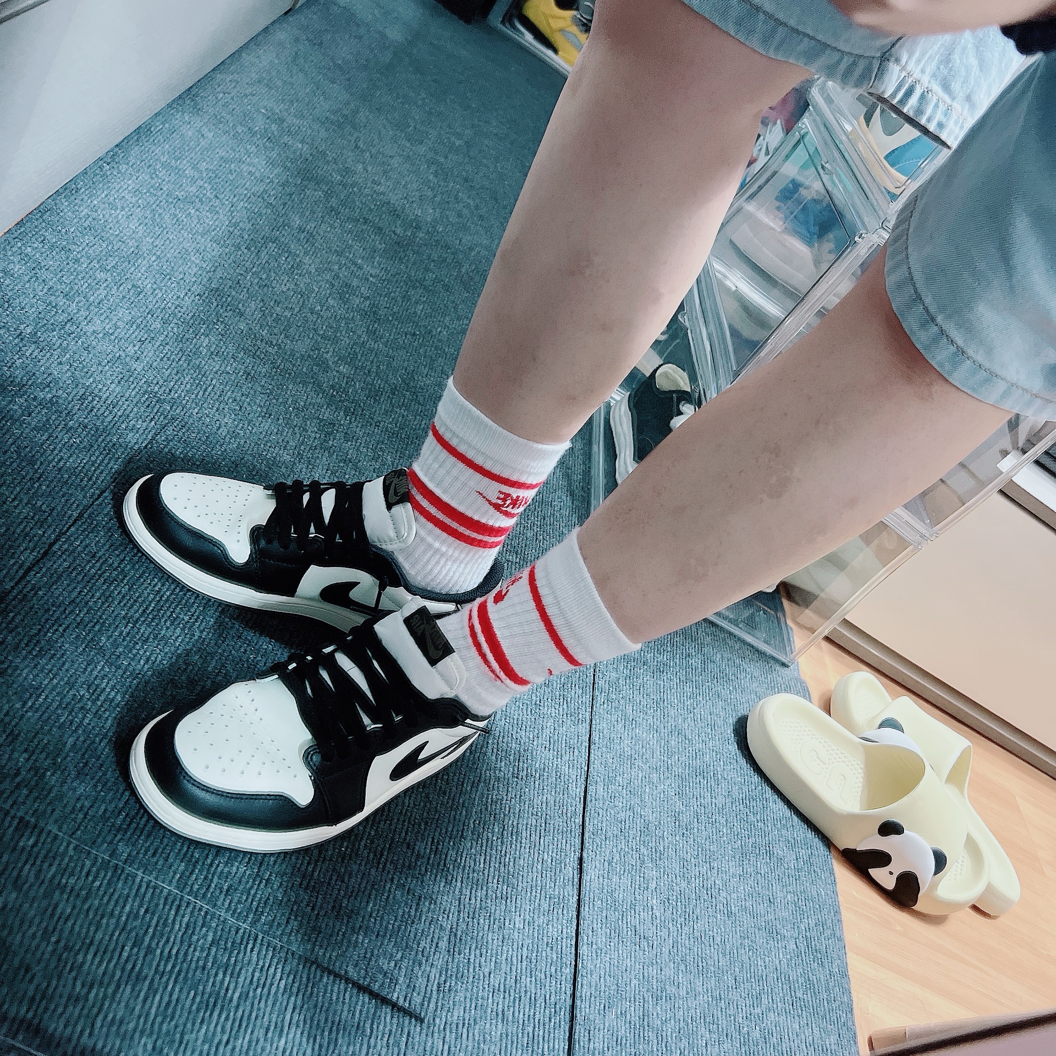 Jordan 1 Retro Low OG Mocha 착용 스타일 - 2