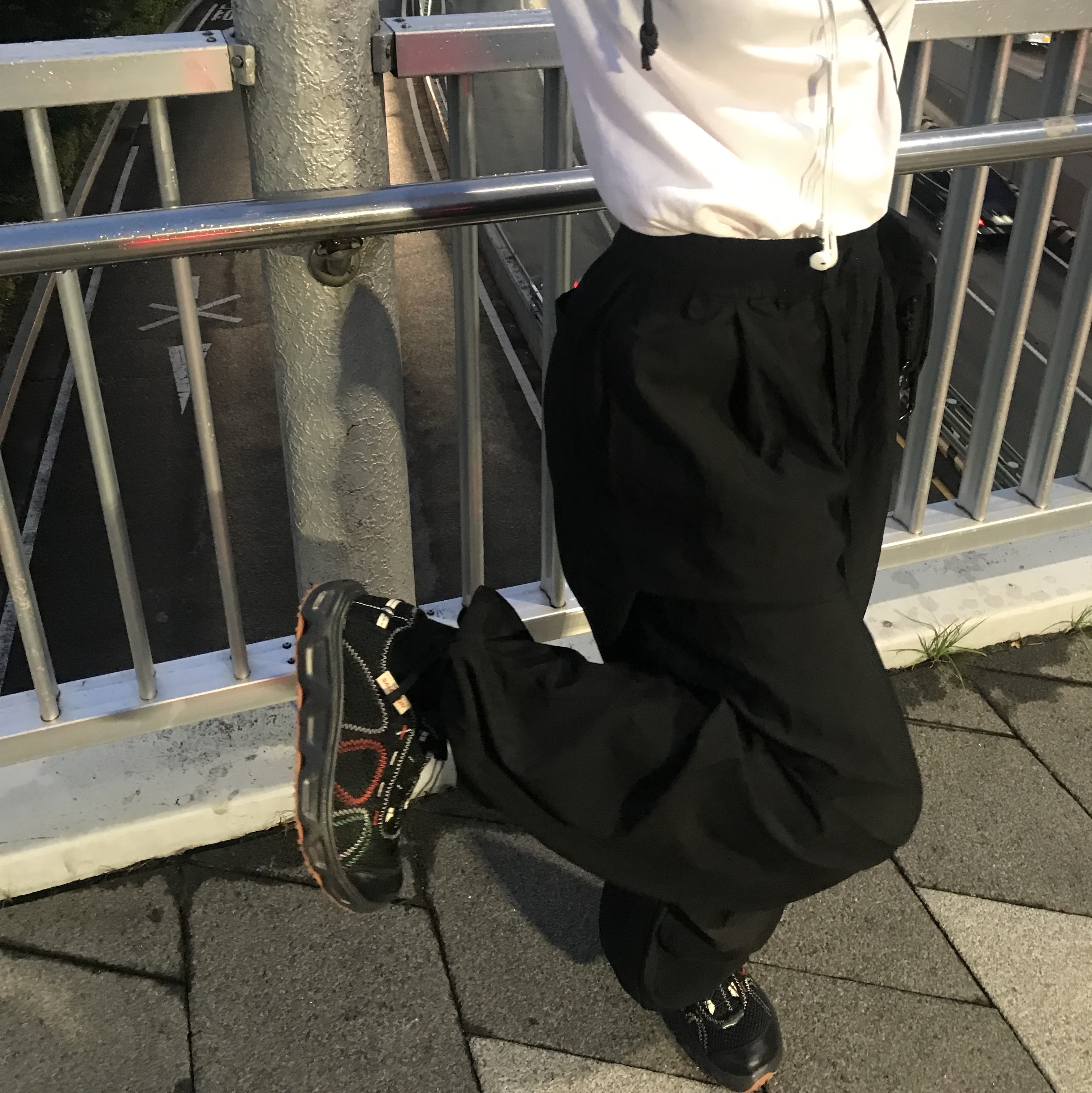 Salomon x The Broken Arm RX Travel Black Bleached Sand, (W) Play Comme des Garcons Mini Red Heart T-Shirt White 착용 스타일 - 1