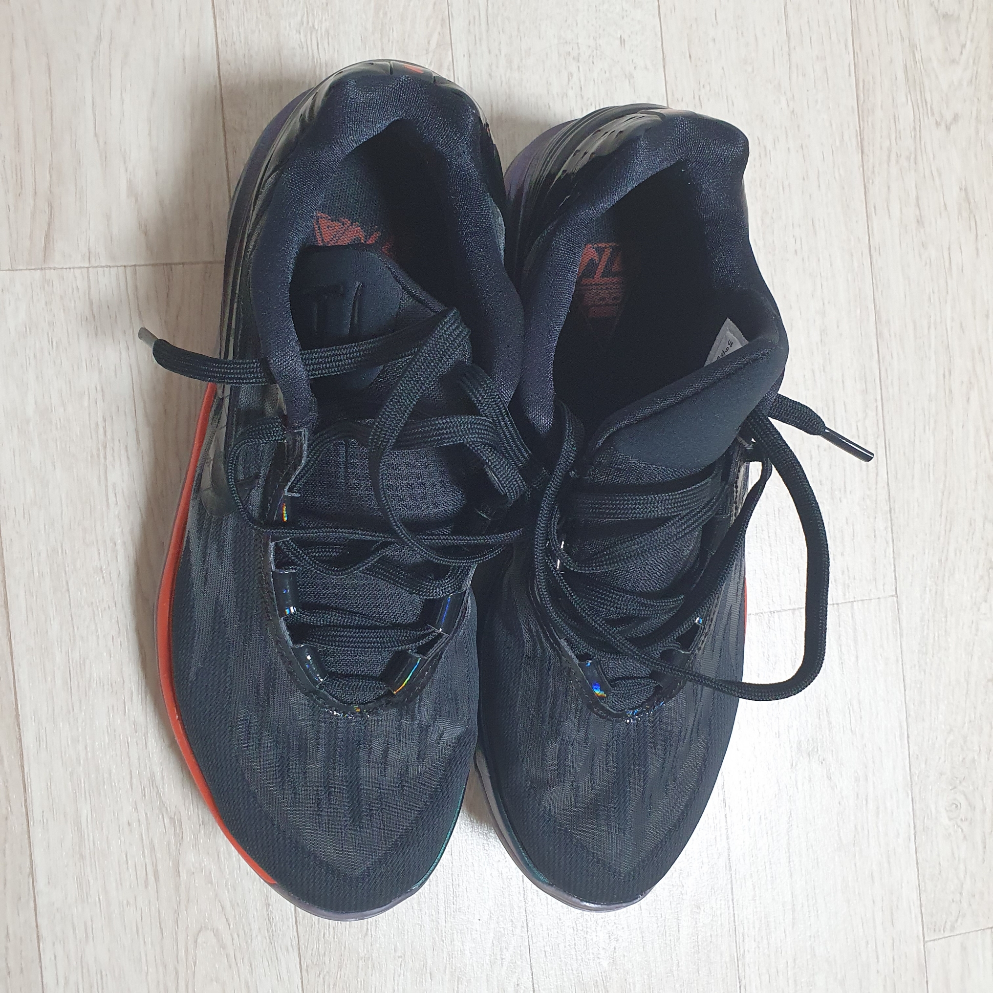 Nike Air Zoom GT Cut 2 GTE EP Black Multi Color 착용 스타일 - 2