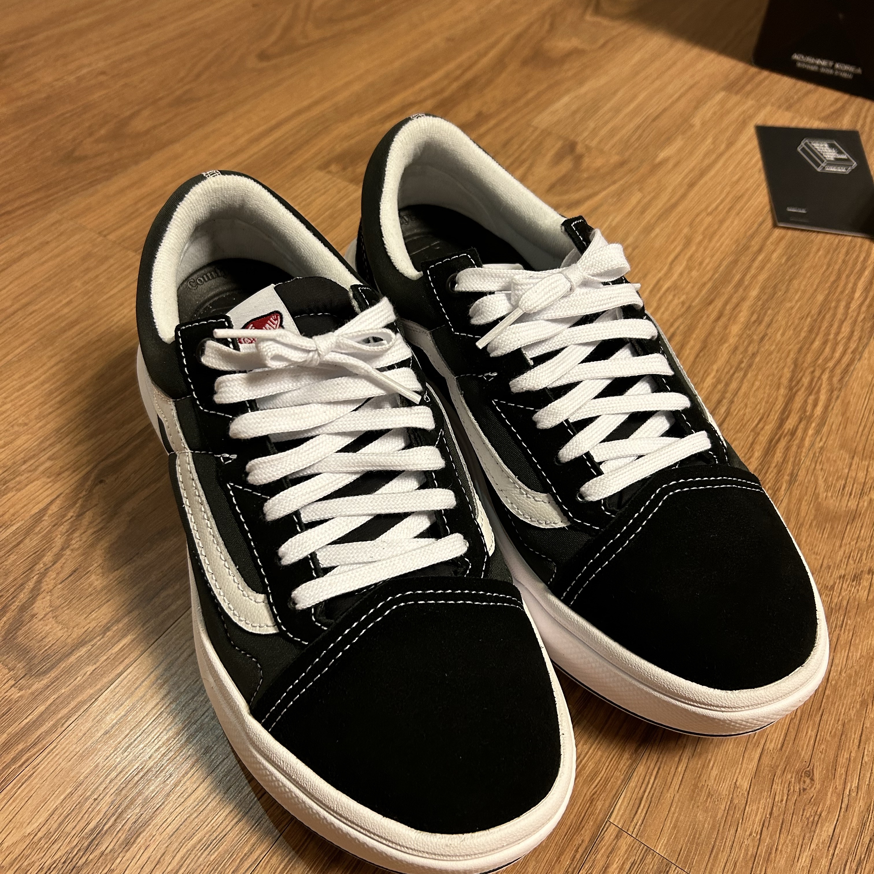 Vans Old Skool Overt CC Black White 착용 스타일 - 1