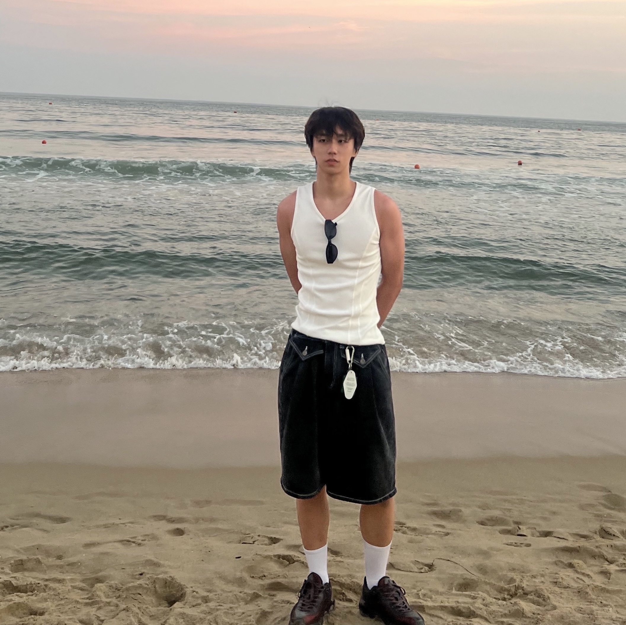 Asics x Kiko Kostadinov Novalis Gel-Teremoa Obsidian Black Dahlia 착용 스타일 - 1