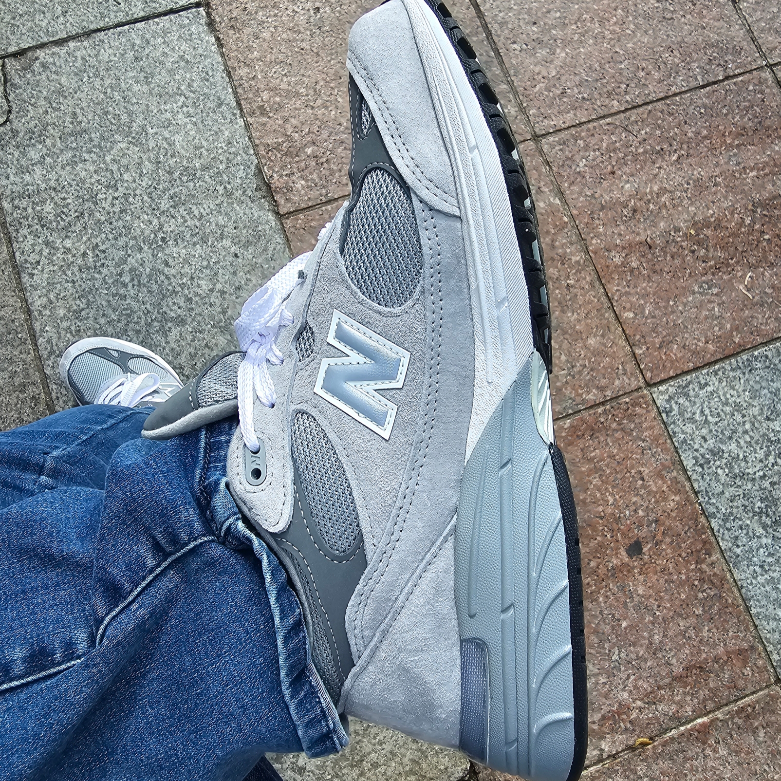 New Balance 993 Made in USA Grey - D Standard 착용 스타일