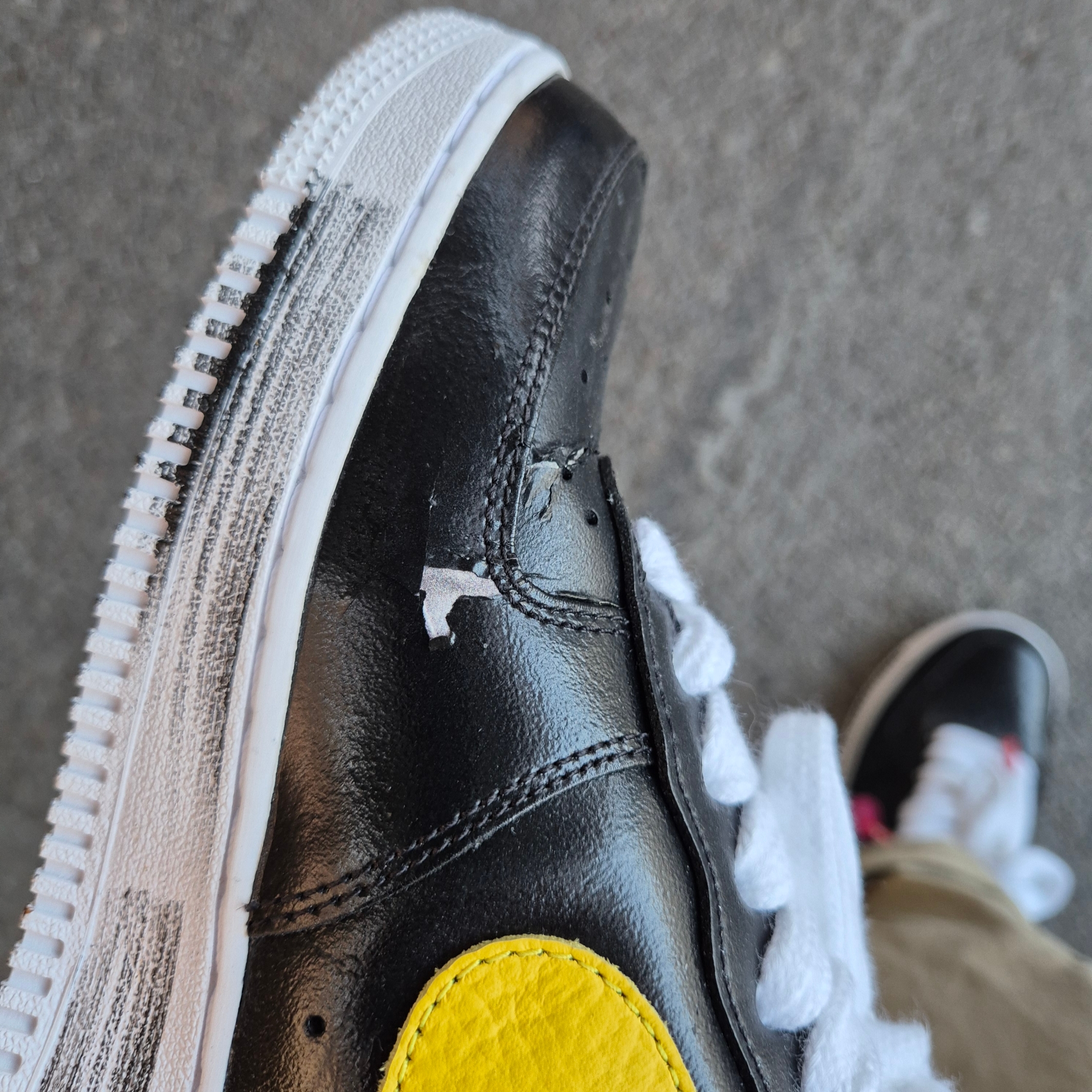 Nike x Peaceminusone Air Force 1 Low Para-Noise 3.0 Black and Multicolor 착용 스타일 - 2