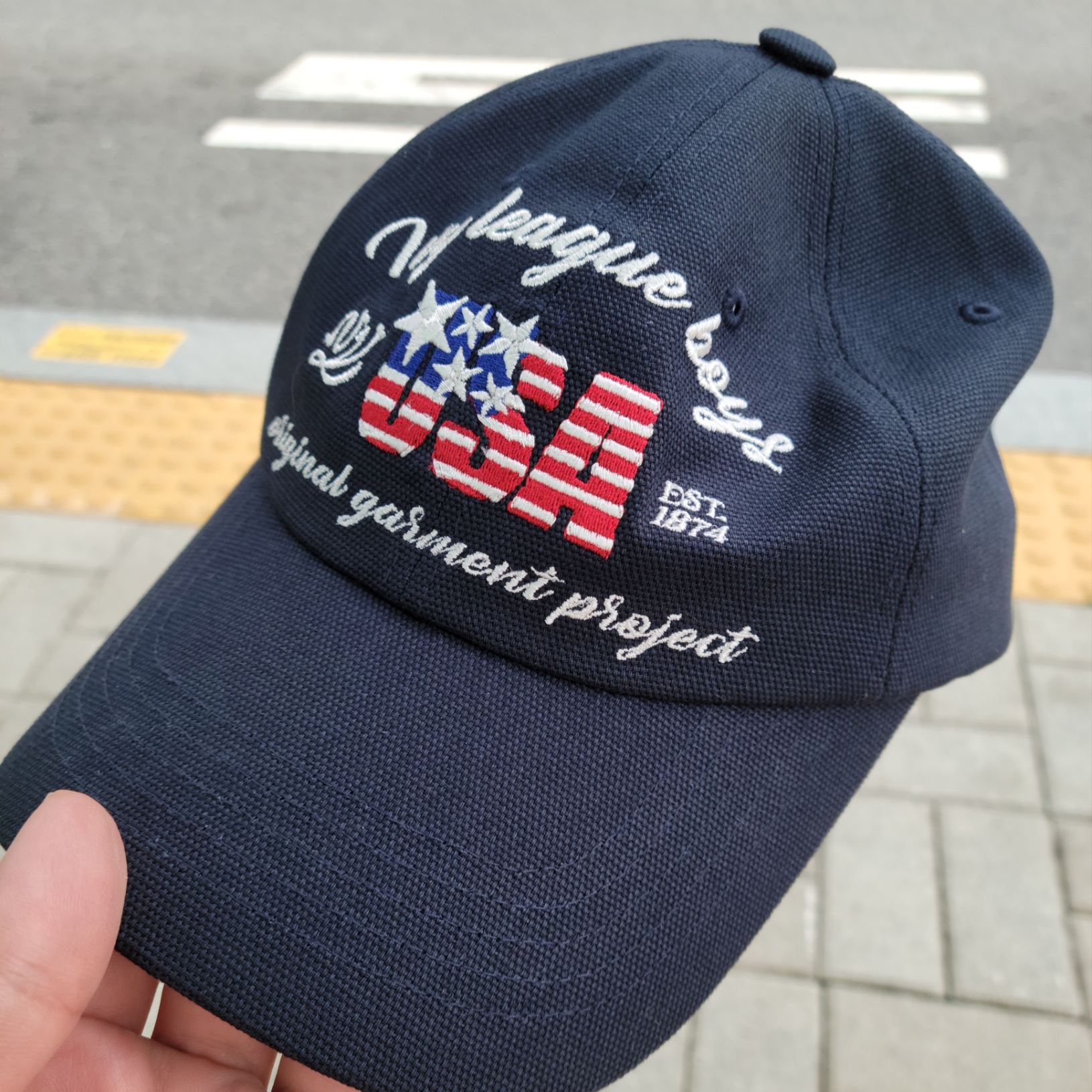 Ogarp Ivyboy Lettering B.B Cap Navy 착용 스타일