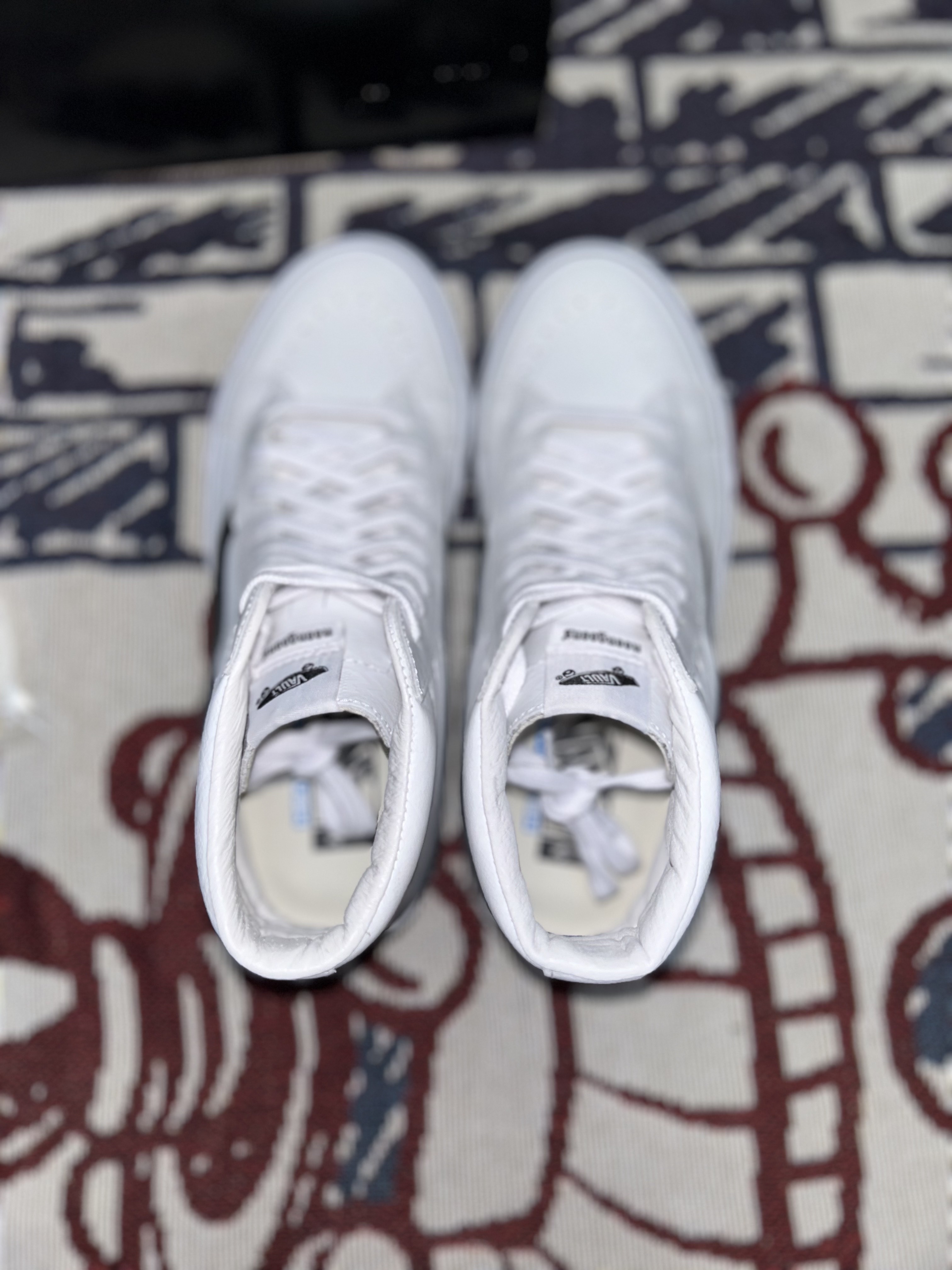 Vans Vault x Noon Goons Sk8-Hi Reissue LX White 착용 스타일 - 3