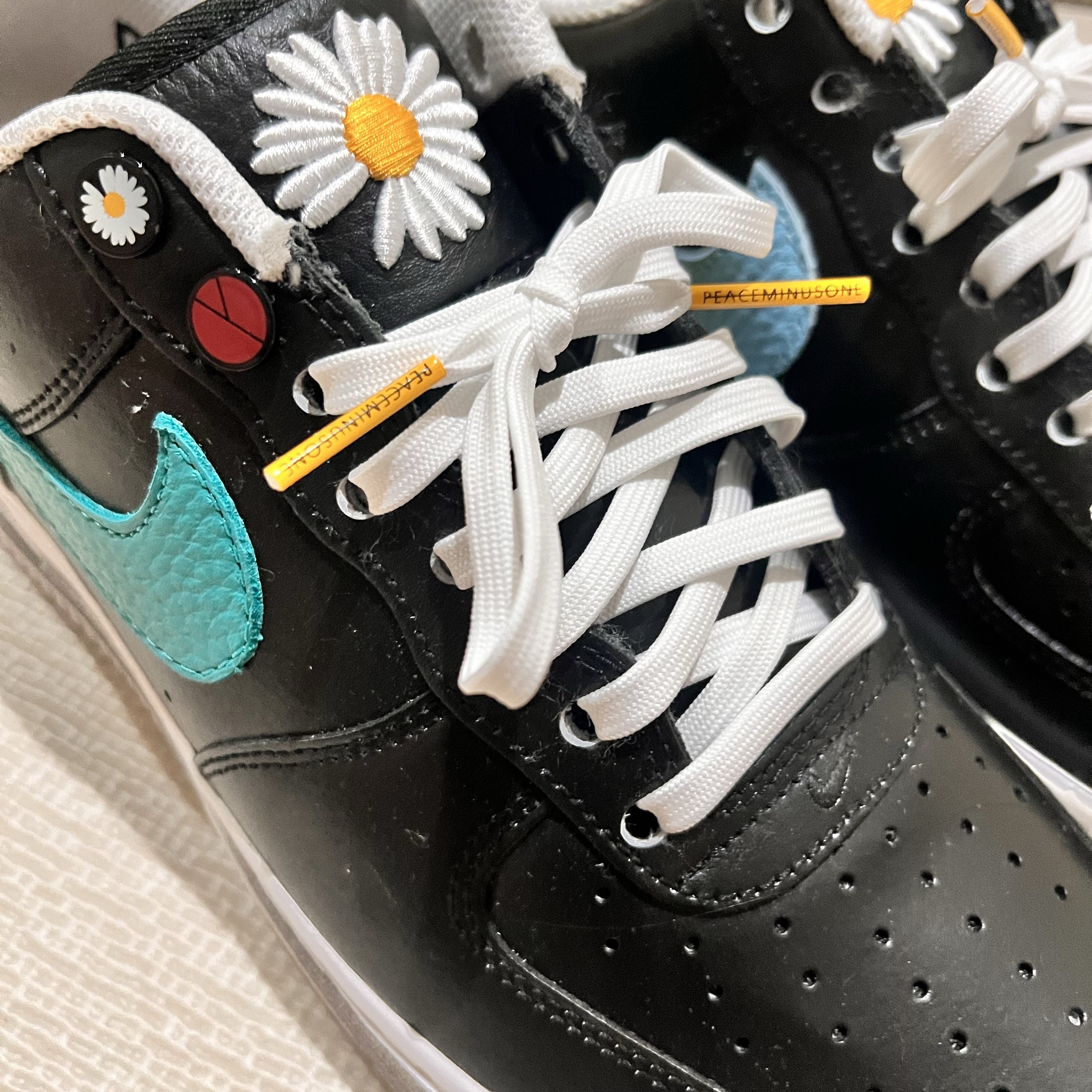 Nike x Peaceminusone Air Force 1 Low Para-Noise 3.0 Black and Multicolor 착용 스타일 - 3