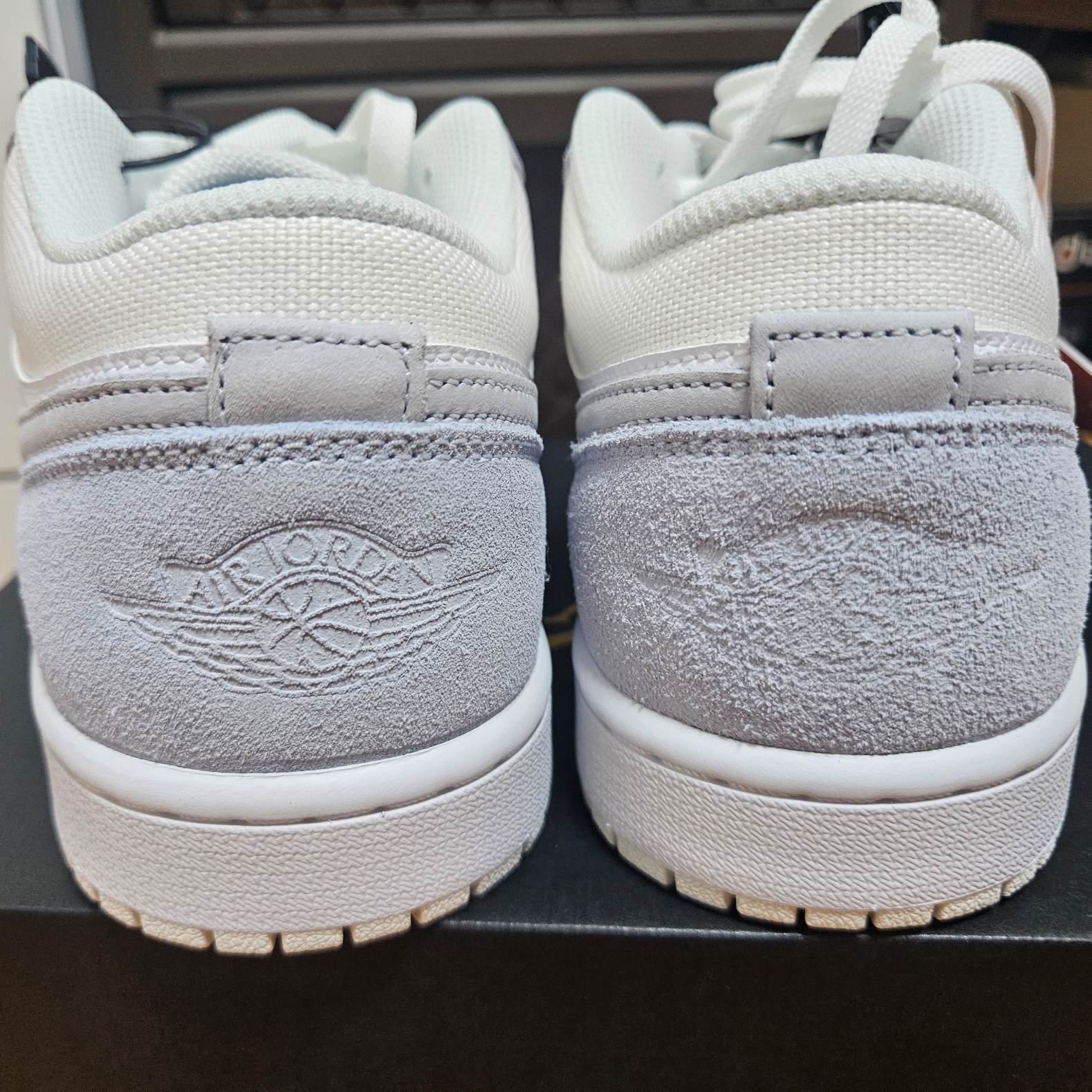Jordan 1 Low Paris 착용 스타일 - 1