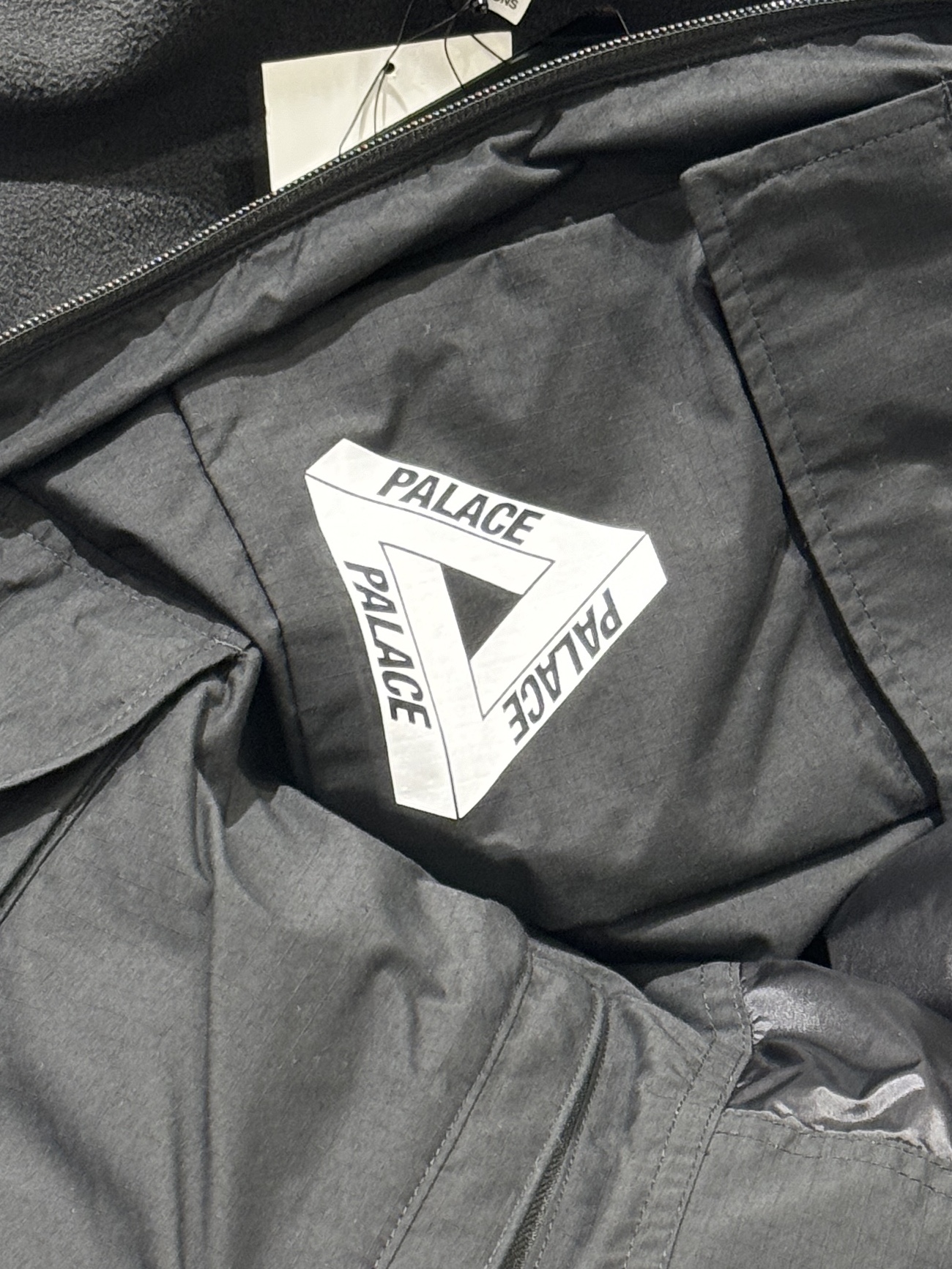 Junya Watanabe x Palace Cordura Nylon Jacket Black 착용 스타일 - 1