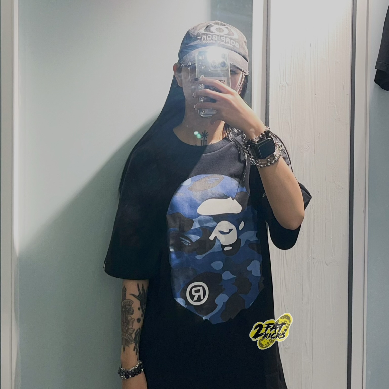 BAPE Color Camo Big Ape Head T-Shirt Black Purple, BAPE Color Camo Big Ape Head T-Shirt Black Navy 착용 스타일 - 4