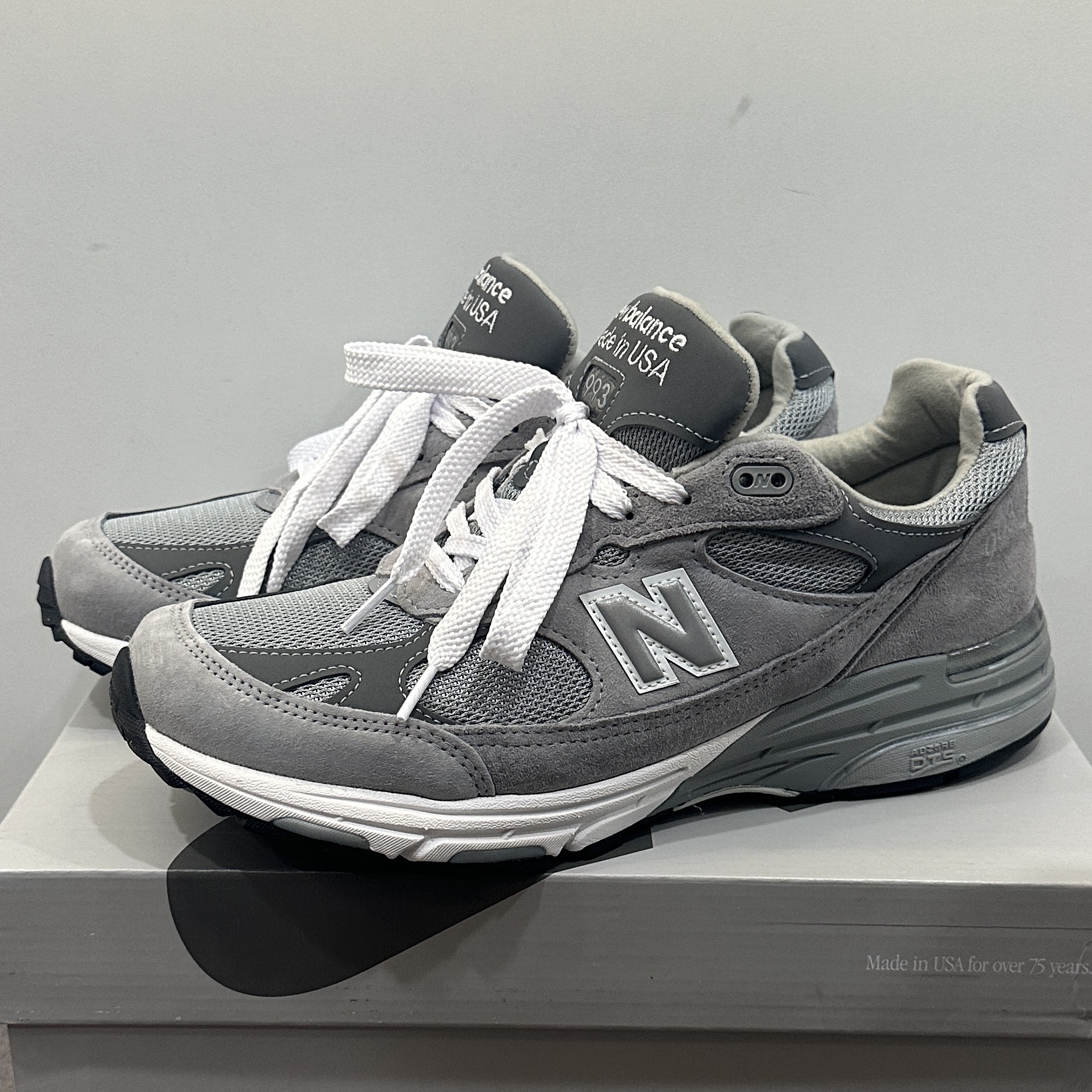 New Balance 993 Made in USA Grey - D Standard 착용 스타일 - 4
