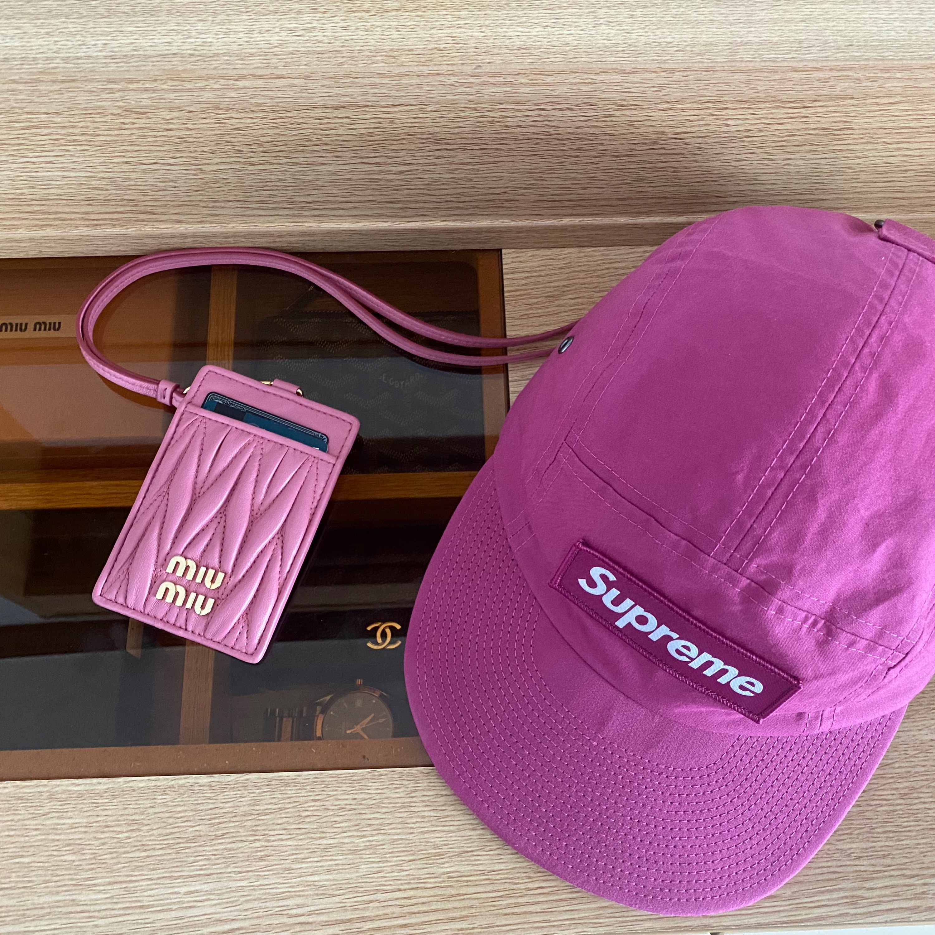 Supreme Waxed Cotton Camp Cap Magenta - 23FW 착용 스타일