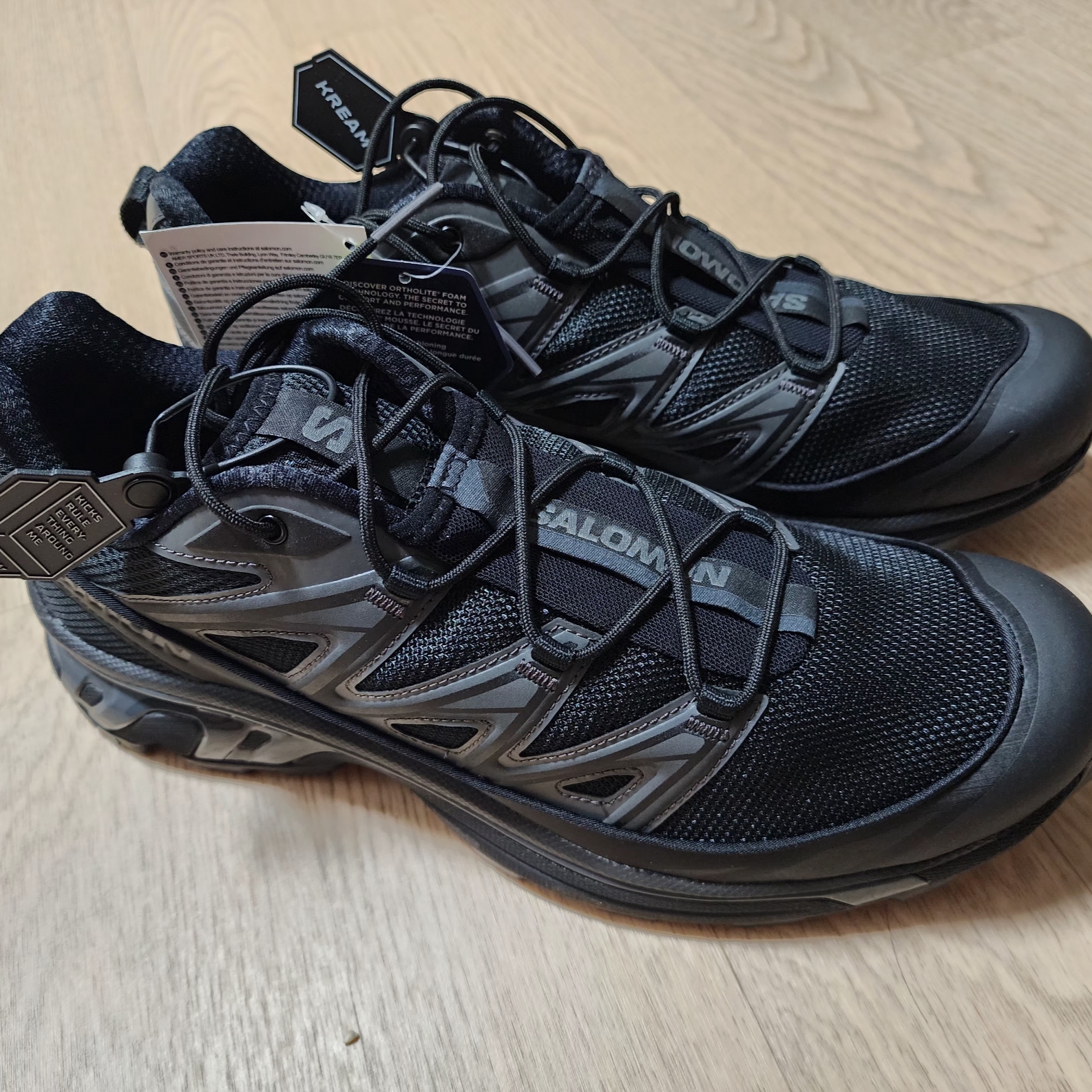 Salomon XT-6 Expanse Black Ebony 착용 스타일