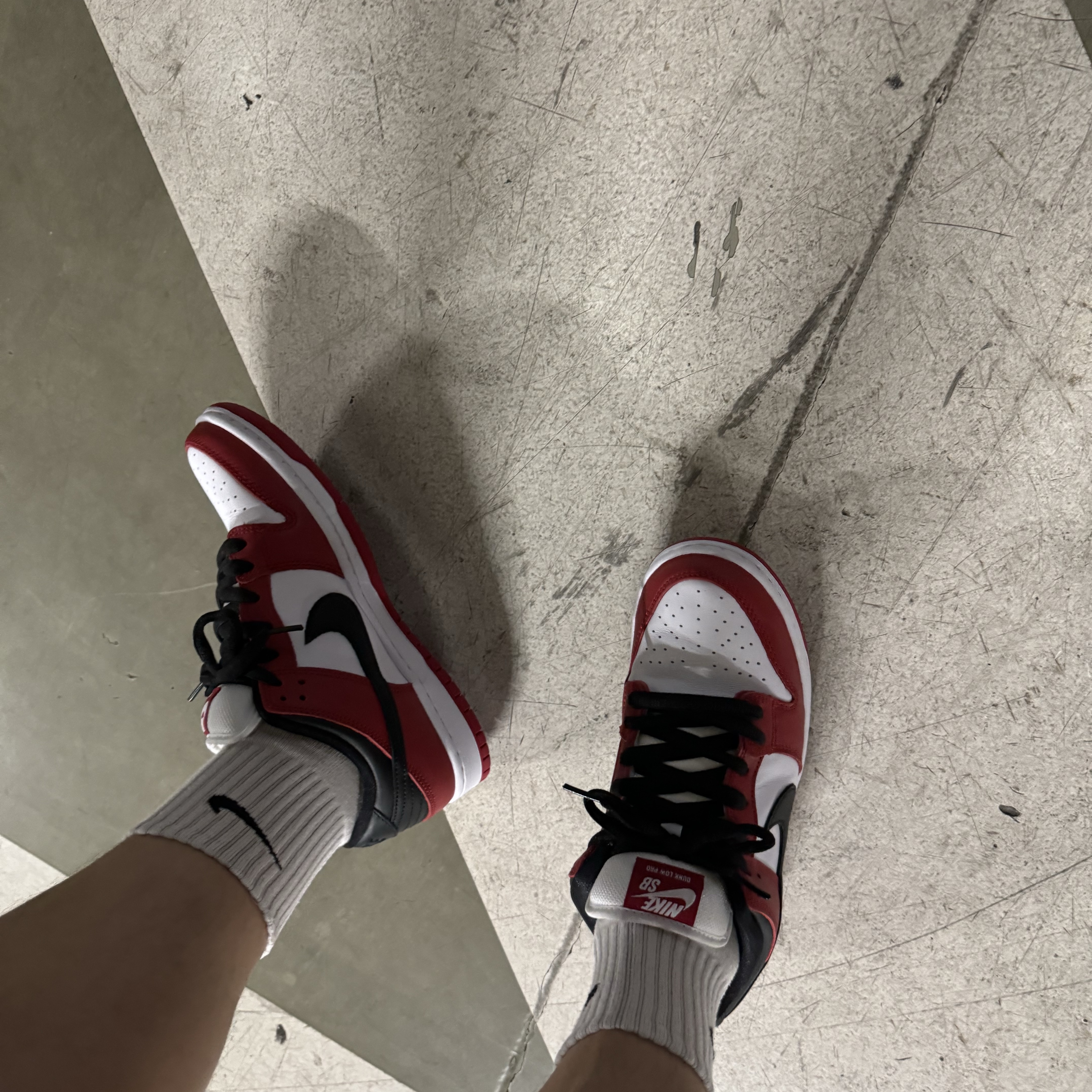 Nike SB Dunk Low Pro Chicago 착용 스타일