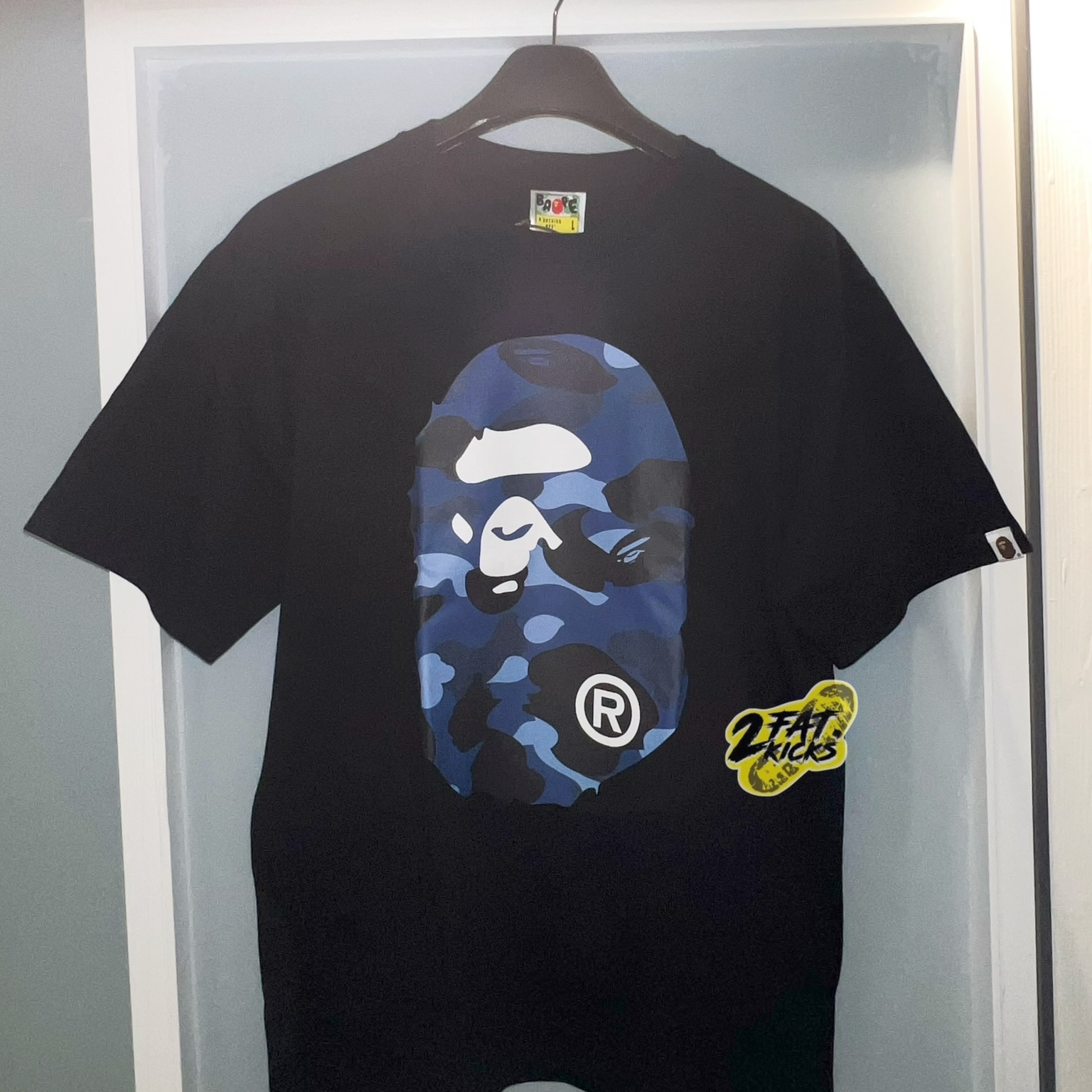 BAPE Color Camo Big Ape Head T-Shirt Black Purple, BAPE Color Camo Big Ape Head T-Shirt Black Navy 착용 스타일 - 8