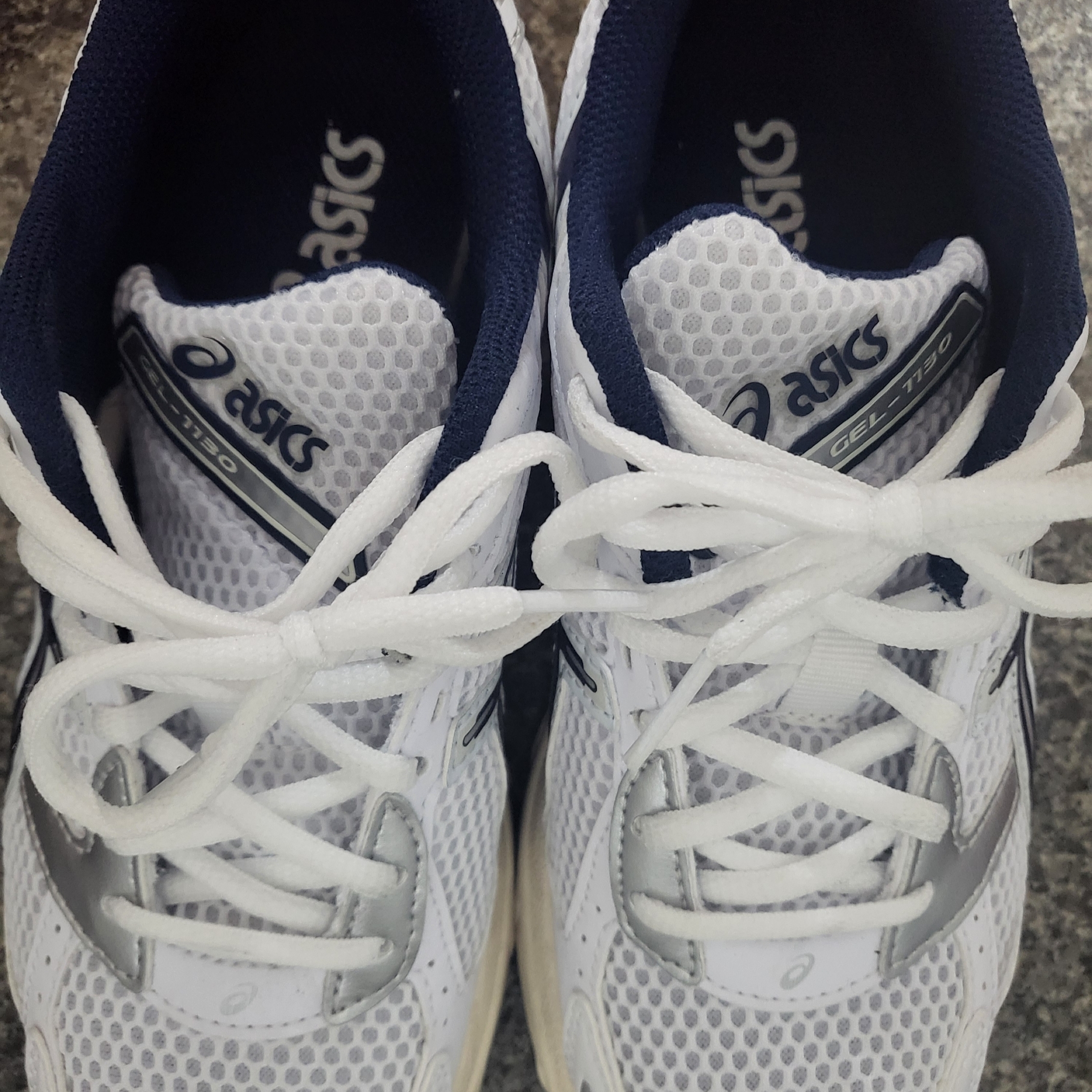 (W) Asics Gel-1130 White Midnight 착용 스타일