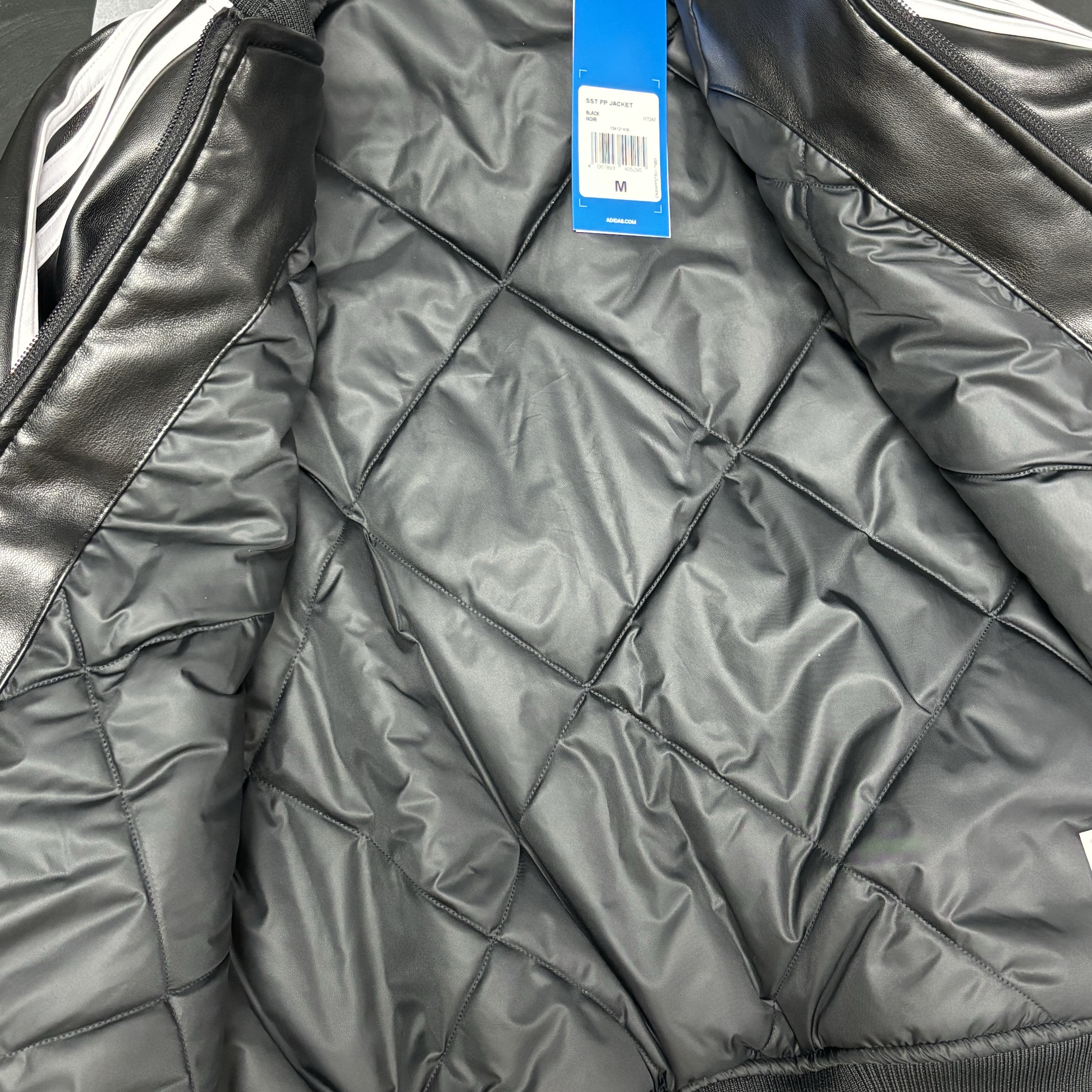 (W) Adidas SST Pleather Loose Padded Jacker Black - KR Sizing 착용 스타일 - 4