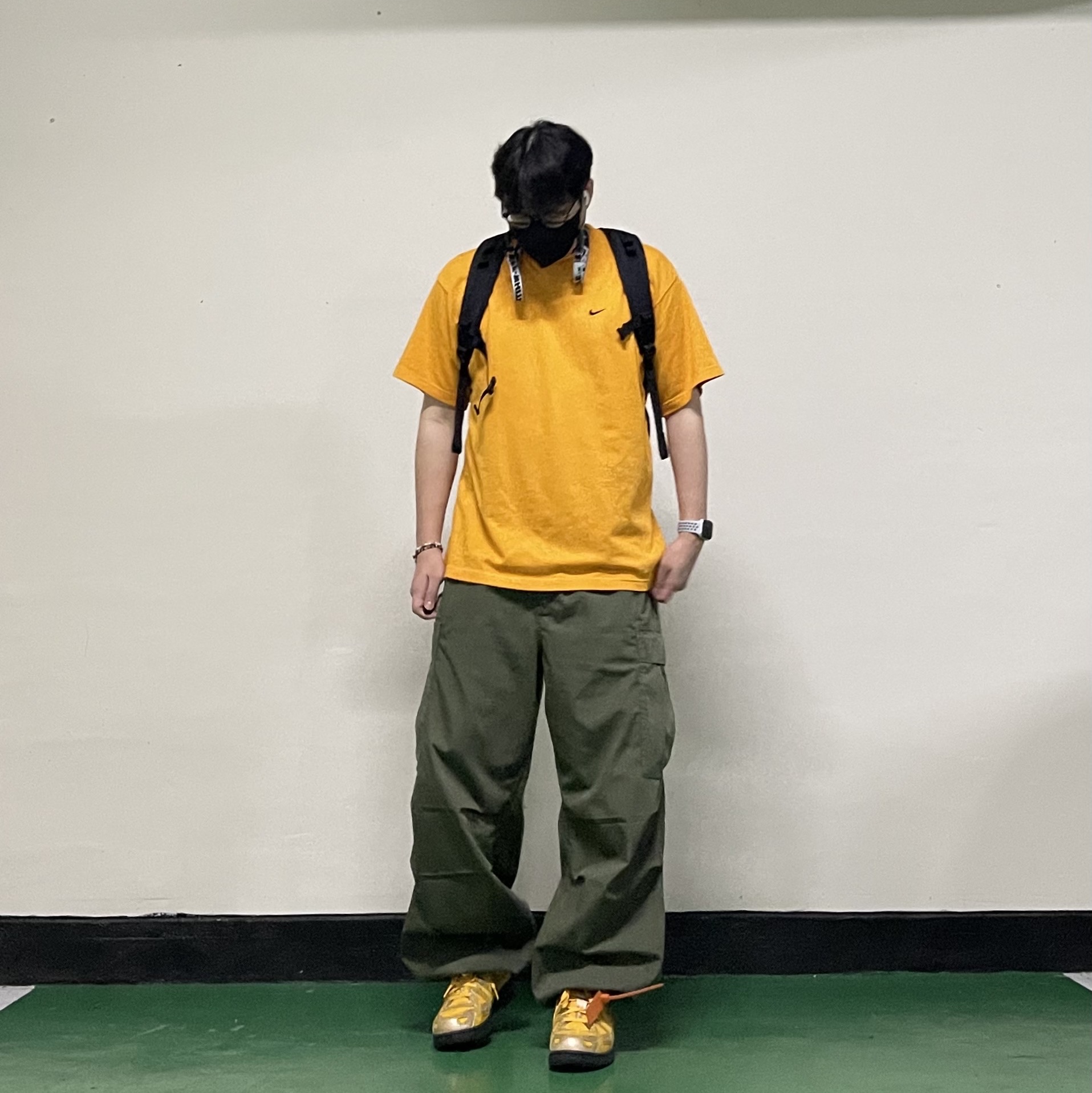 Nike x Kim Jones Oversized T-Shirt Circuit Orange - US/EU, Nike x Off-White Air Rubber Dunk University Gold 착용 스타일