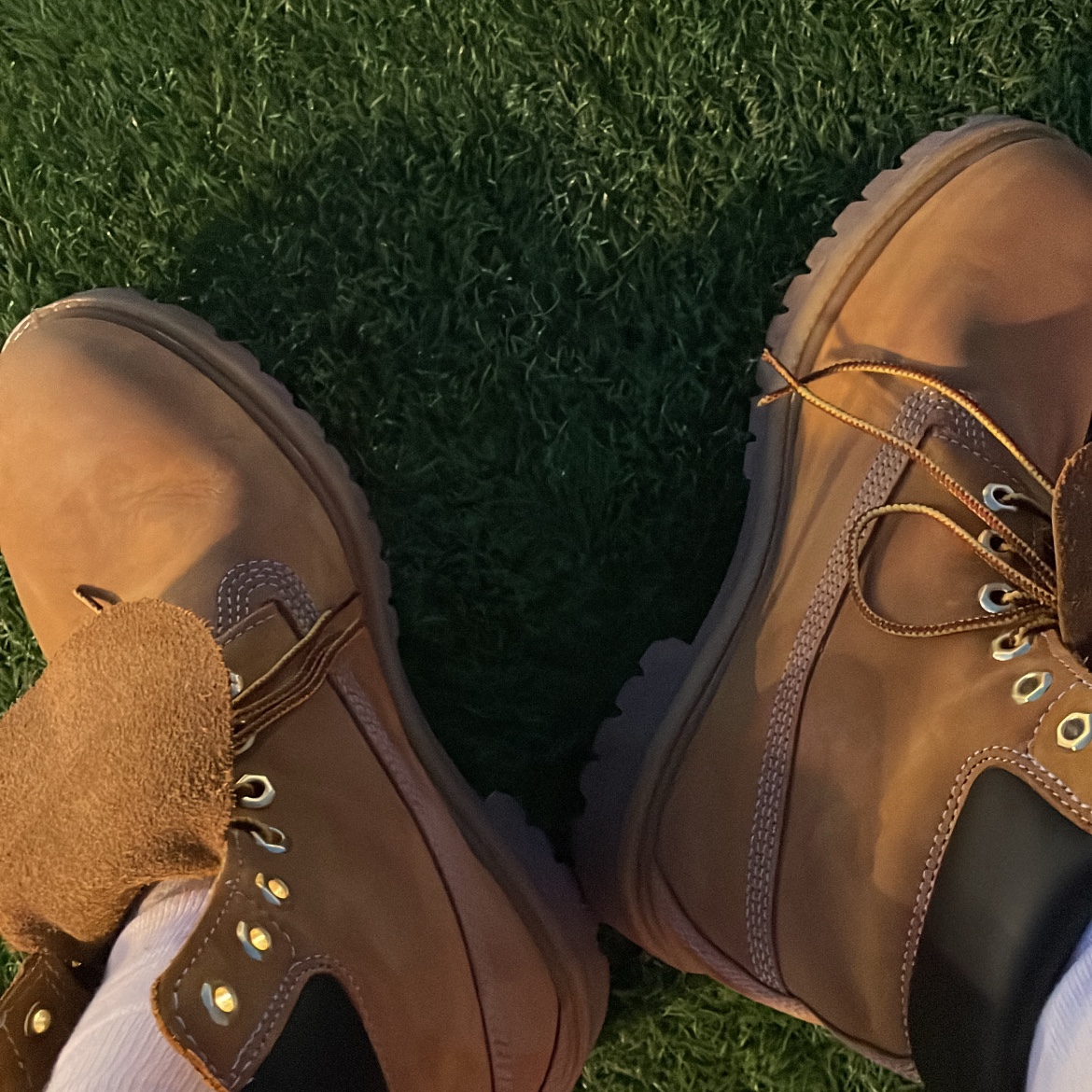 Timberland Premium 6 inch Waterproof Boot Wheat Nubuck - Wide, Supreme Futura Logo Keychain Black - 20FW 착용 스타일 - 2