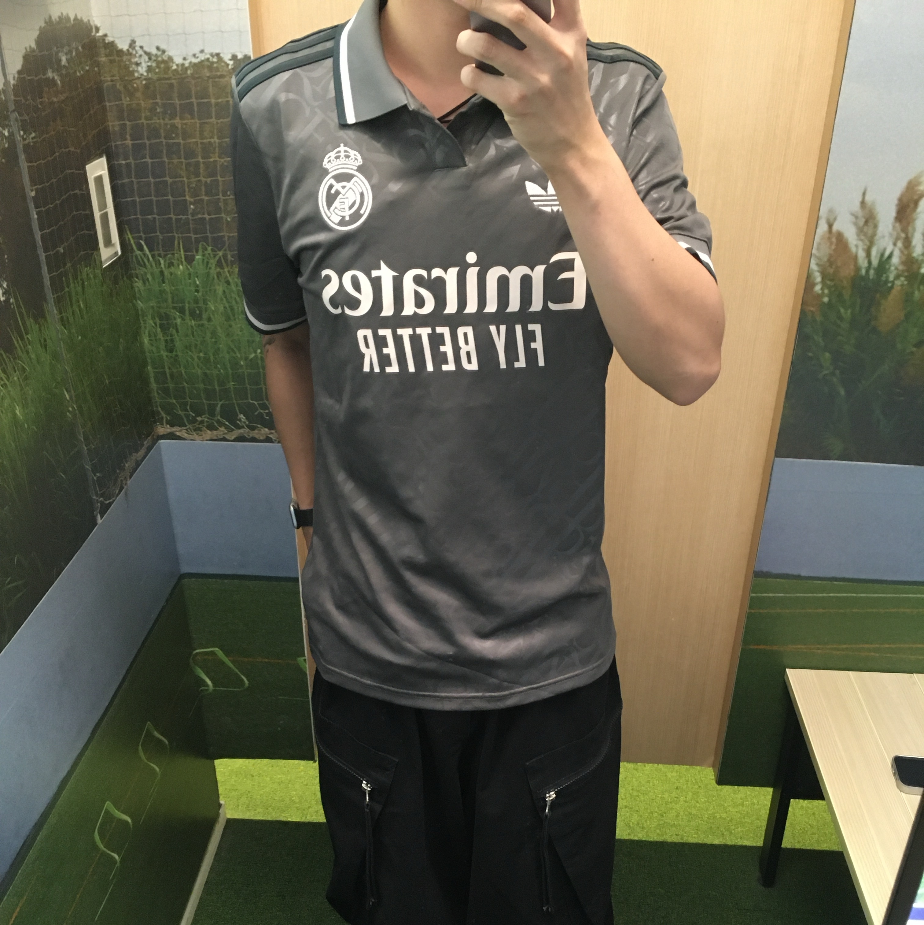 Adidas Real Madrid 2024/25 3rd Jersey Charcoal - KR Sizing (Non Marking Ver.) 착용 스타일