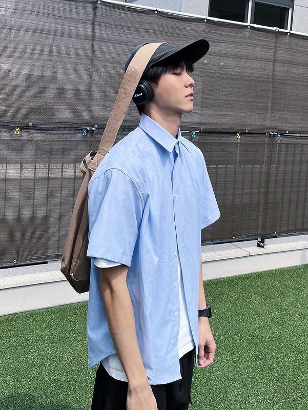 IAB Studio Worksout 20th Anniversary Work Shirt Blue Stripe, Human Made Stripe Oxford BD Shirt Blue 착용 스타일 - 5
