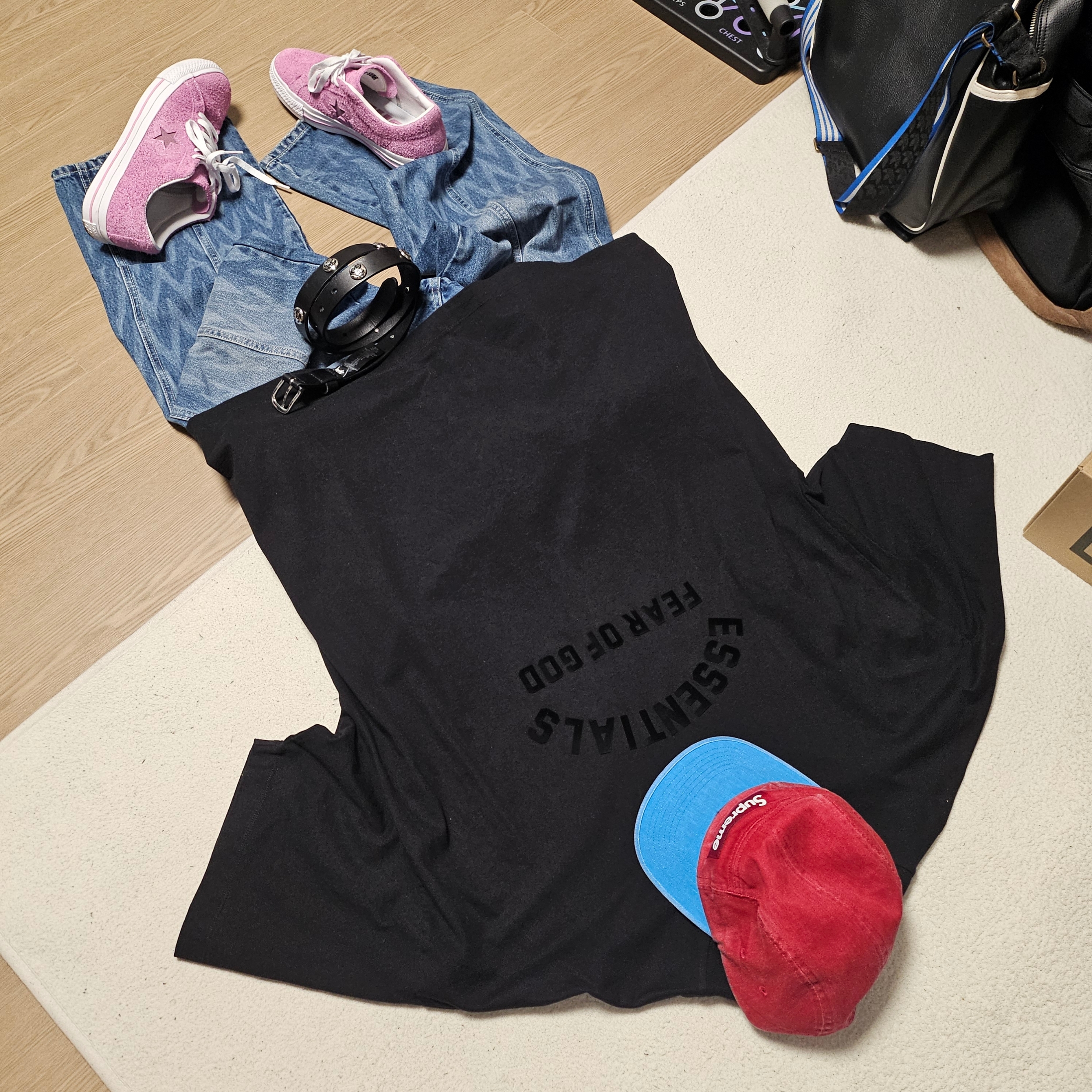 Stussy SS Link Studded Belt Black, Supreme Pigment 2-Tone Camp Cap Red - 24SS 착용 스타일 - 3