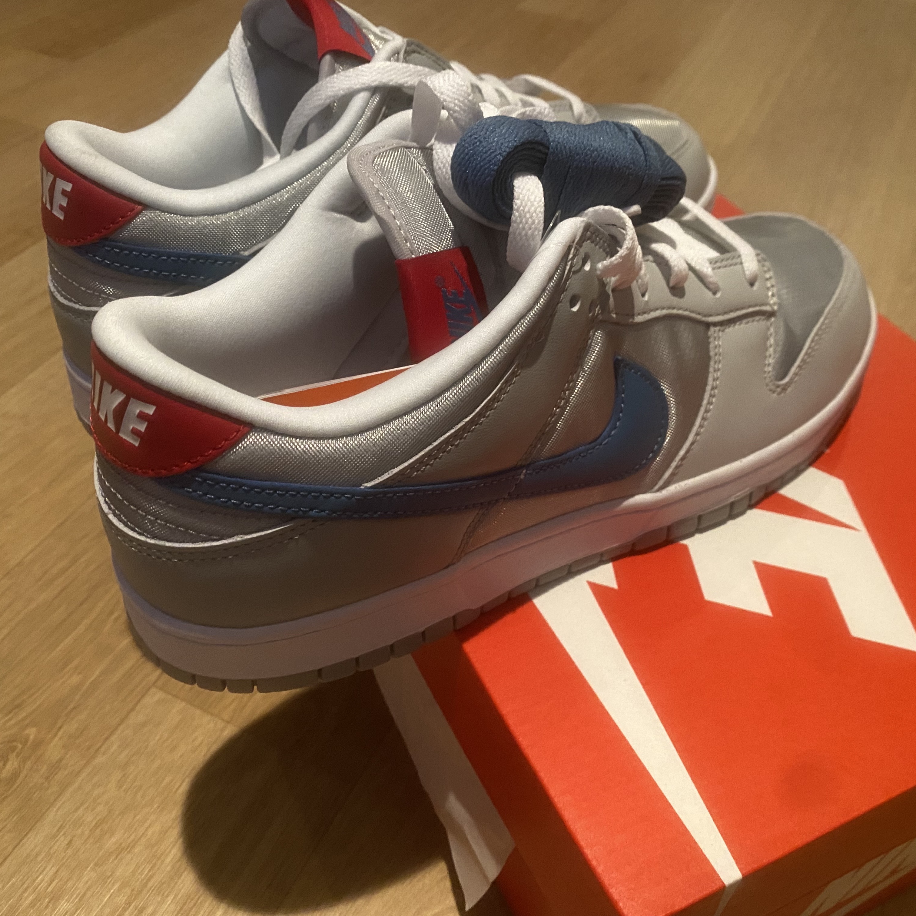 Nike Dunk Low Silver Blue 착용 스타일 - 5