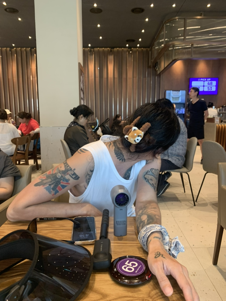 KREAM 프로필 이미지