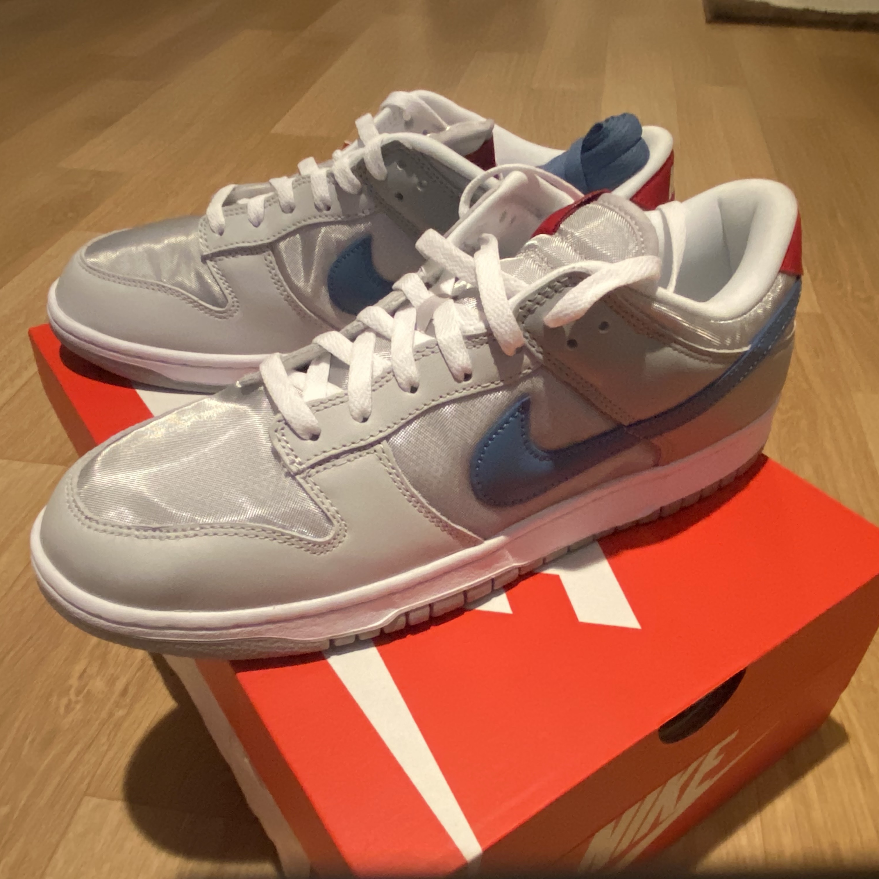 Nike Dunk Low Silver Blue 착용 스타일 - 1