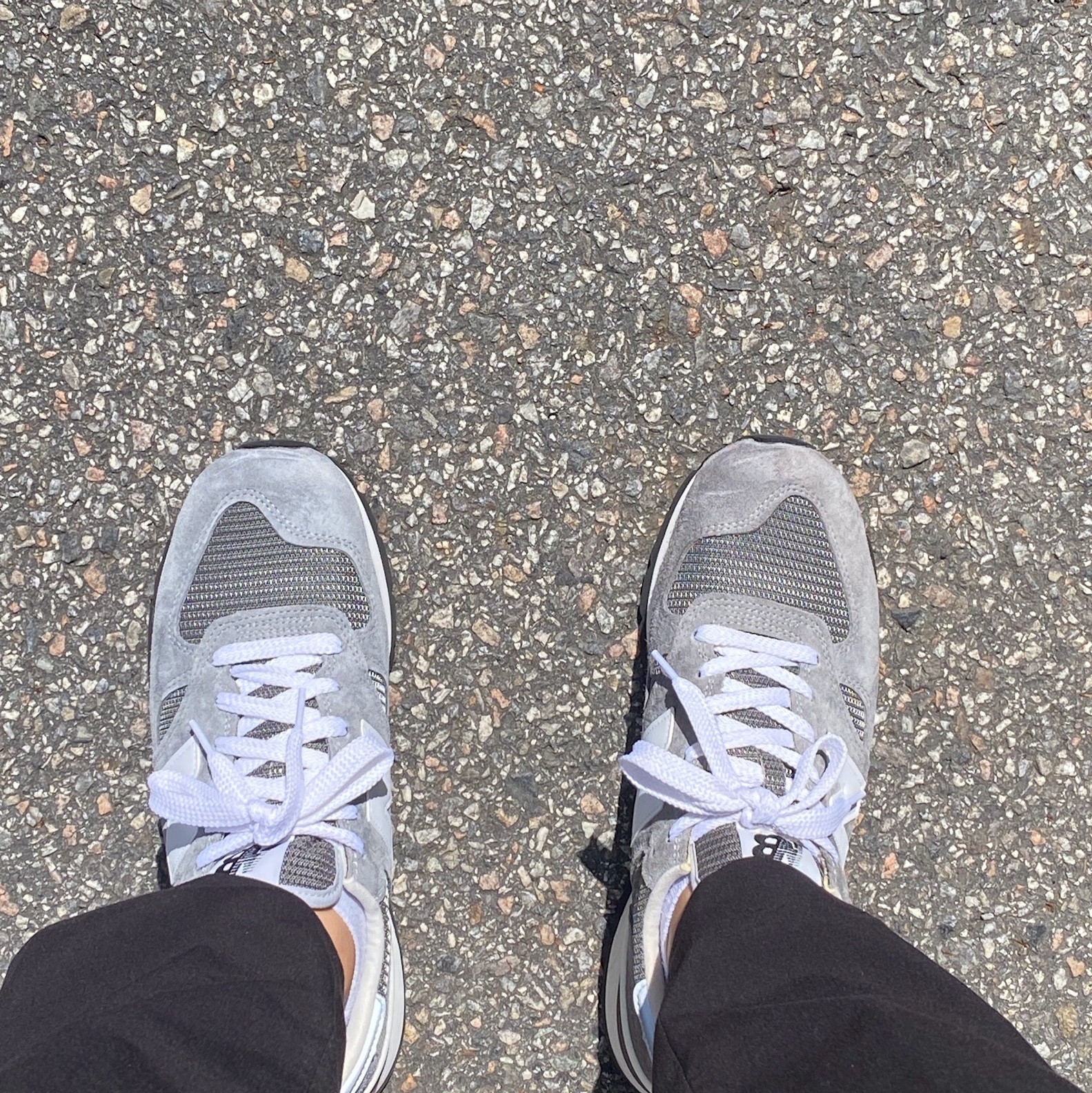New Balance 990v1 Made in USA Grey White 착용 스타일